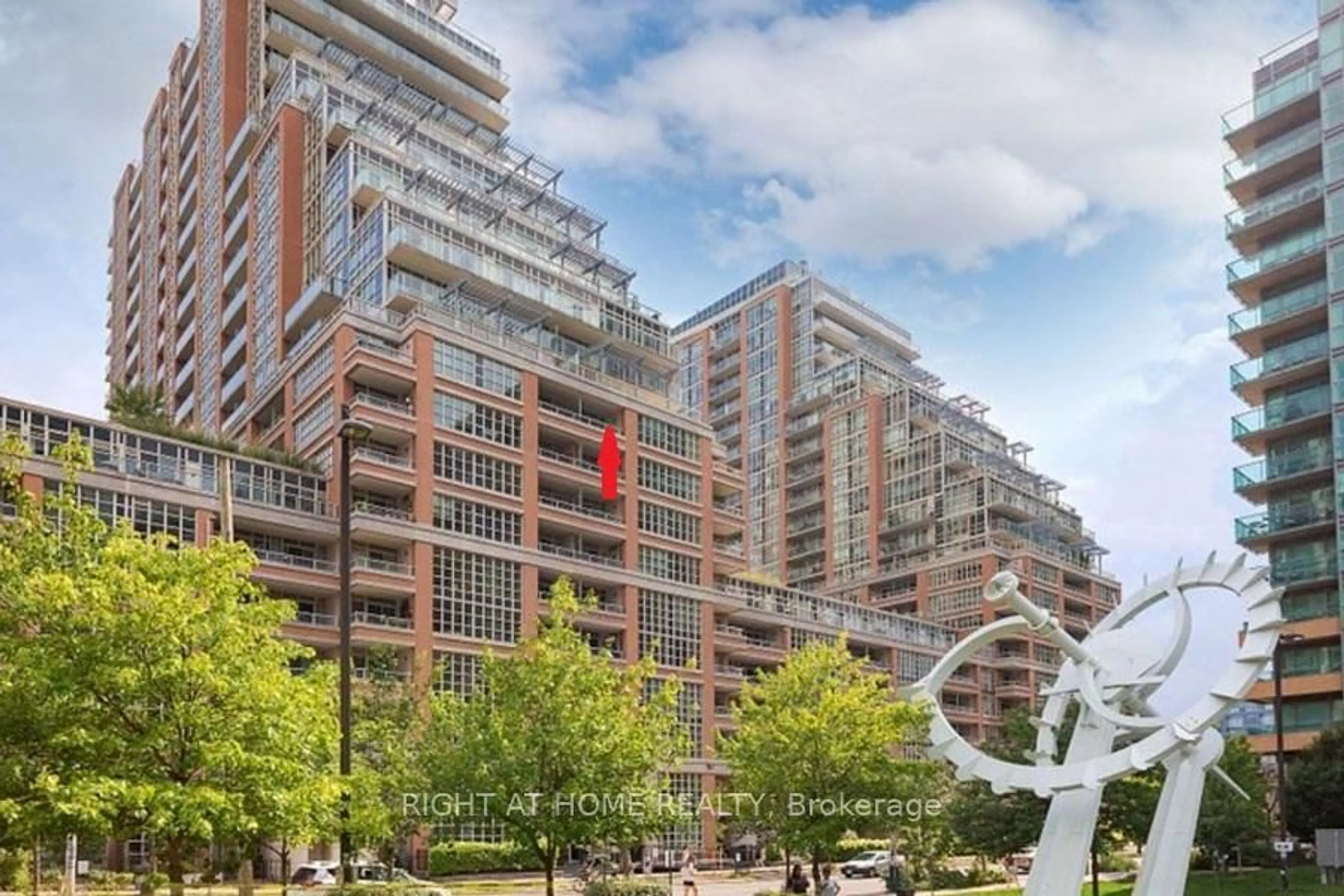Patio, street for 75 East Liberty St #1015, Toronto Ontario M6K 0A2