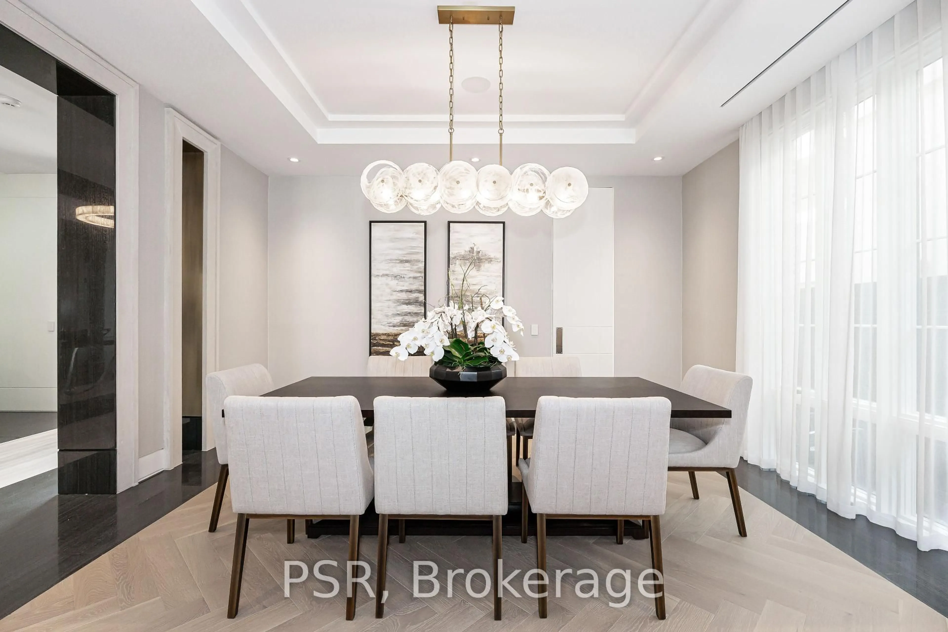 Dining room, unknown for 335 Lytton Blvd, Toronto Ontario M5N 1R9