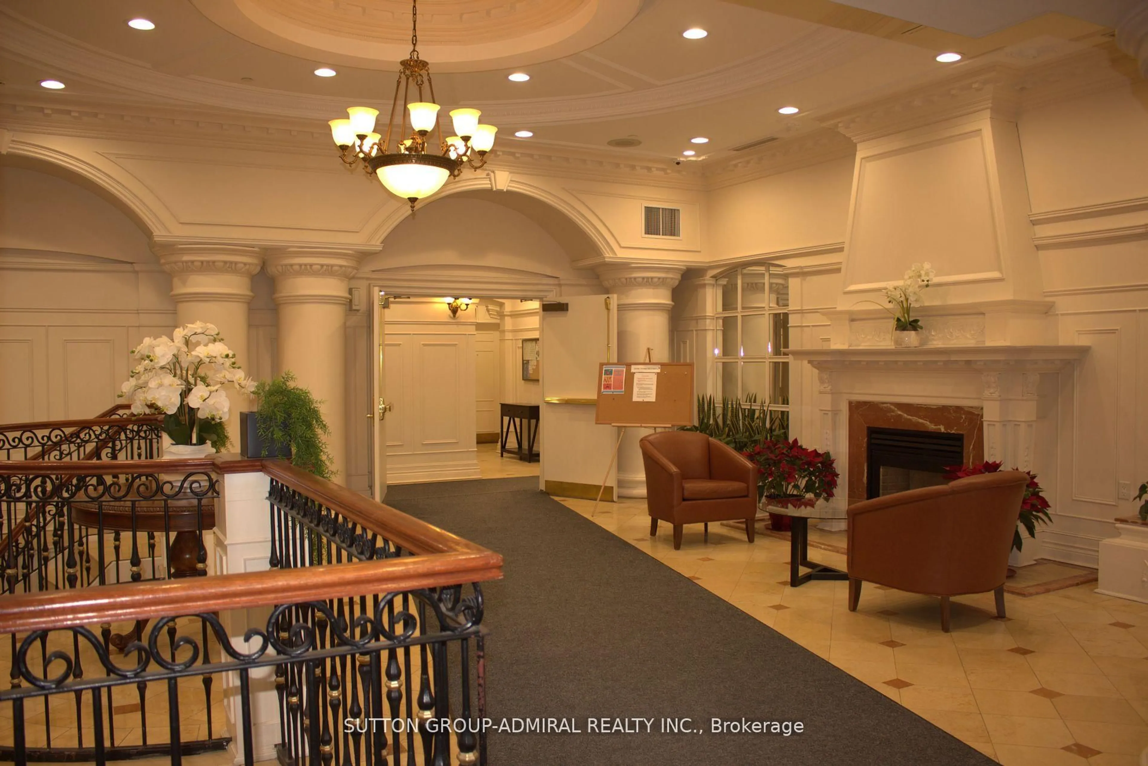 Lobby for 880 Grandview Way #708, Toronto Ontario M2N 7B2