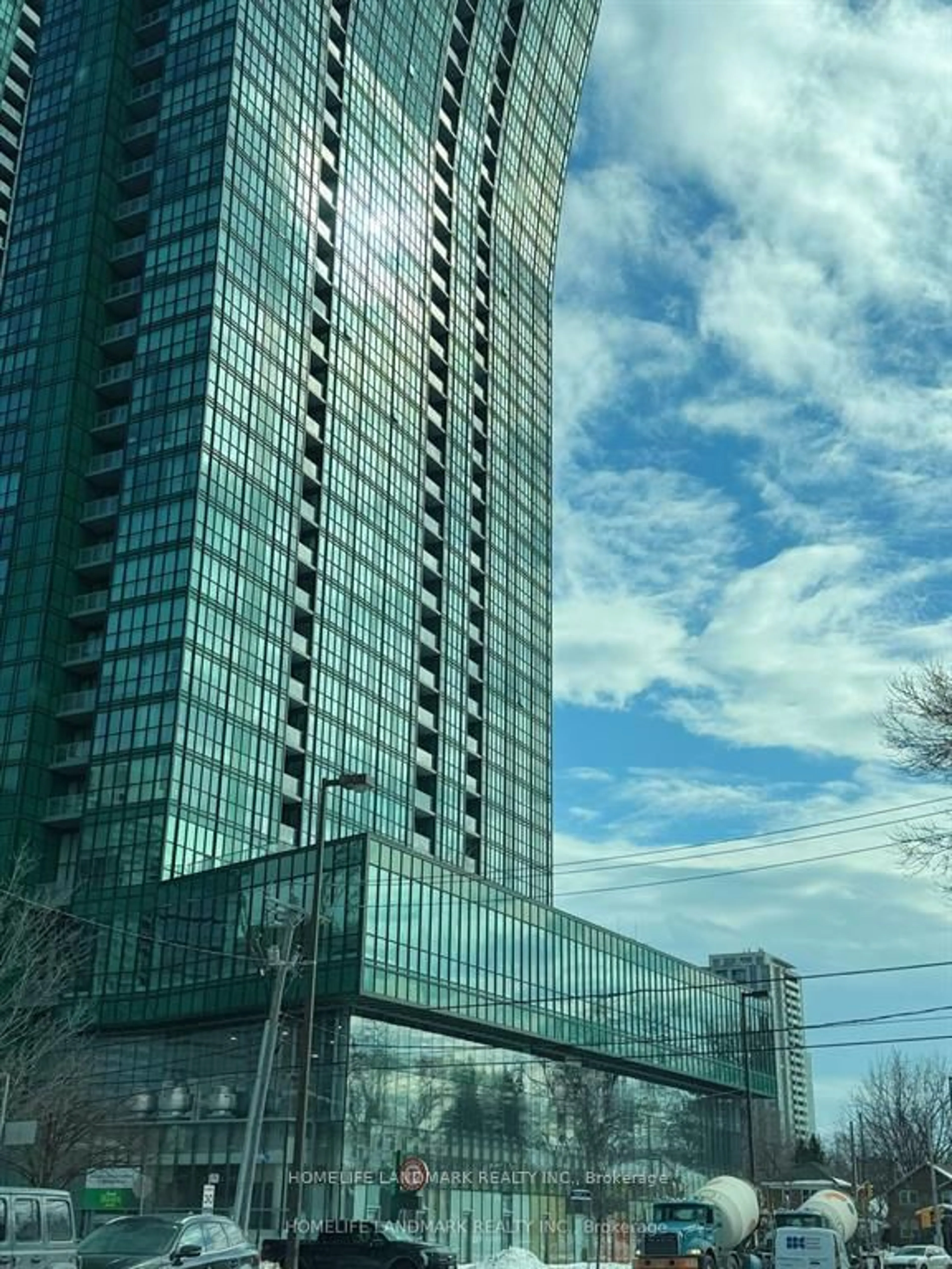 Indoor foyer for 11 Bogert Ave #2802, Toronto Ontario M2N 0H4
