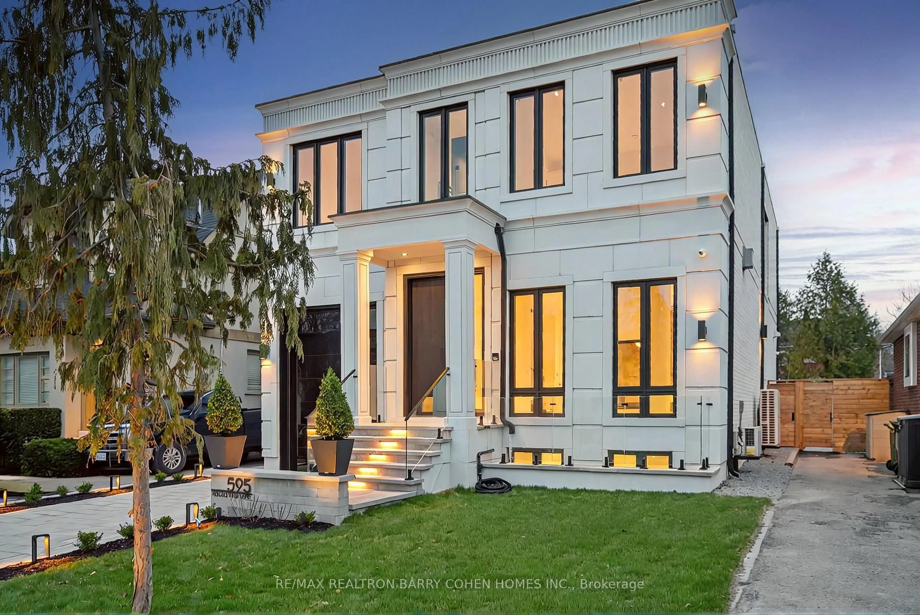 Home with brick exterior material, street for 595 Broadway Ave, Toronto Ontario M4G 2S4