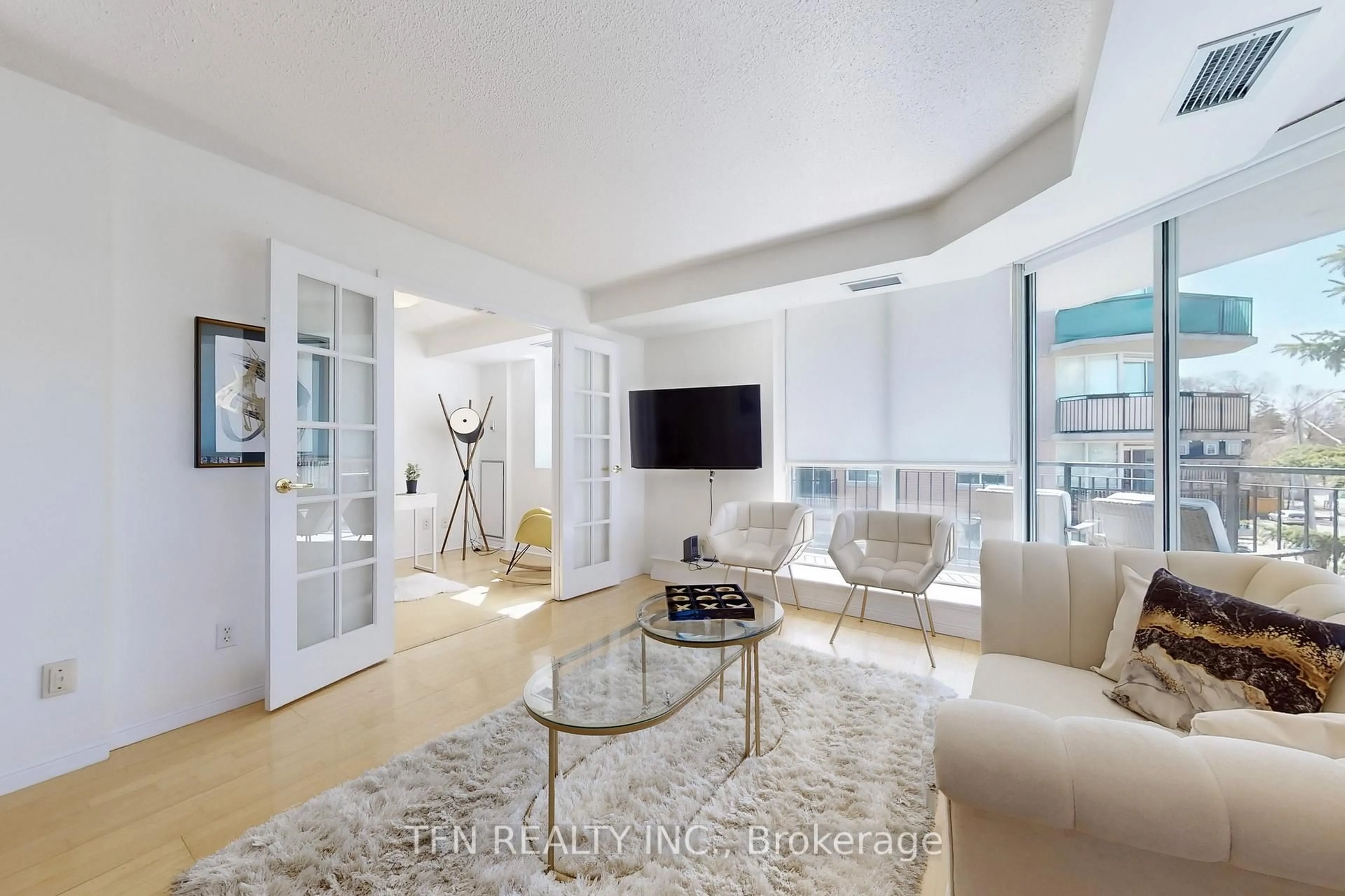 Living room with furniture, unknown for 3130 Yonge St #305, Toronto Ontario M4N 2K6