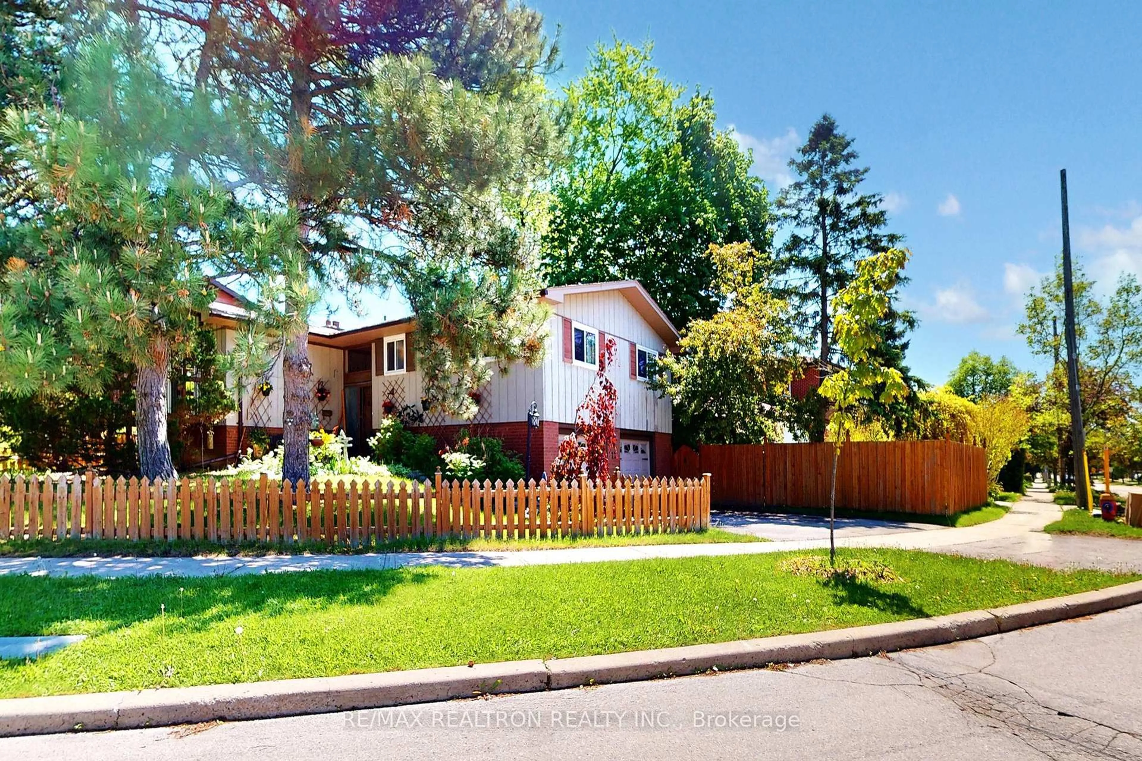 Unknown for 77 Margaret Ave, Toronto Ontario M2J 4C4