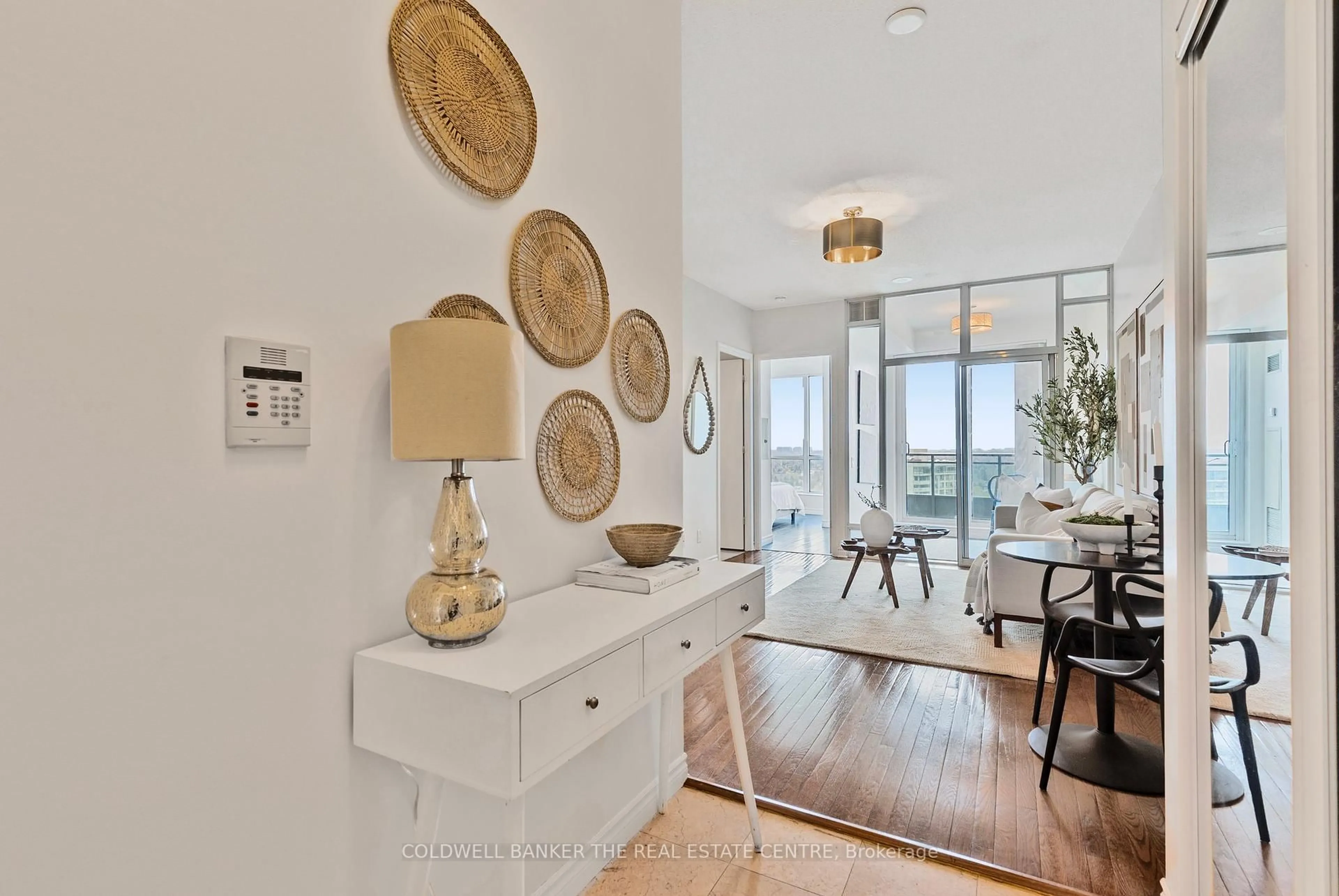 Indoor entryway for 60 Byng Ave #2101, Toronto Ontario M2N 7K3