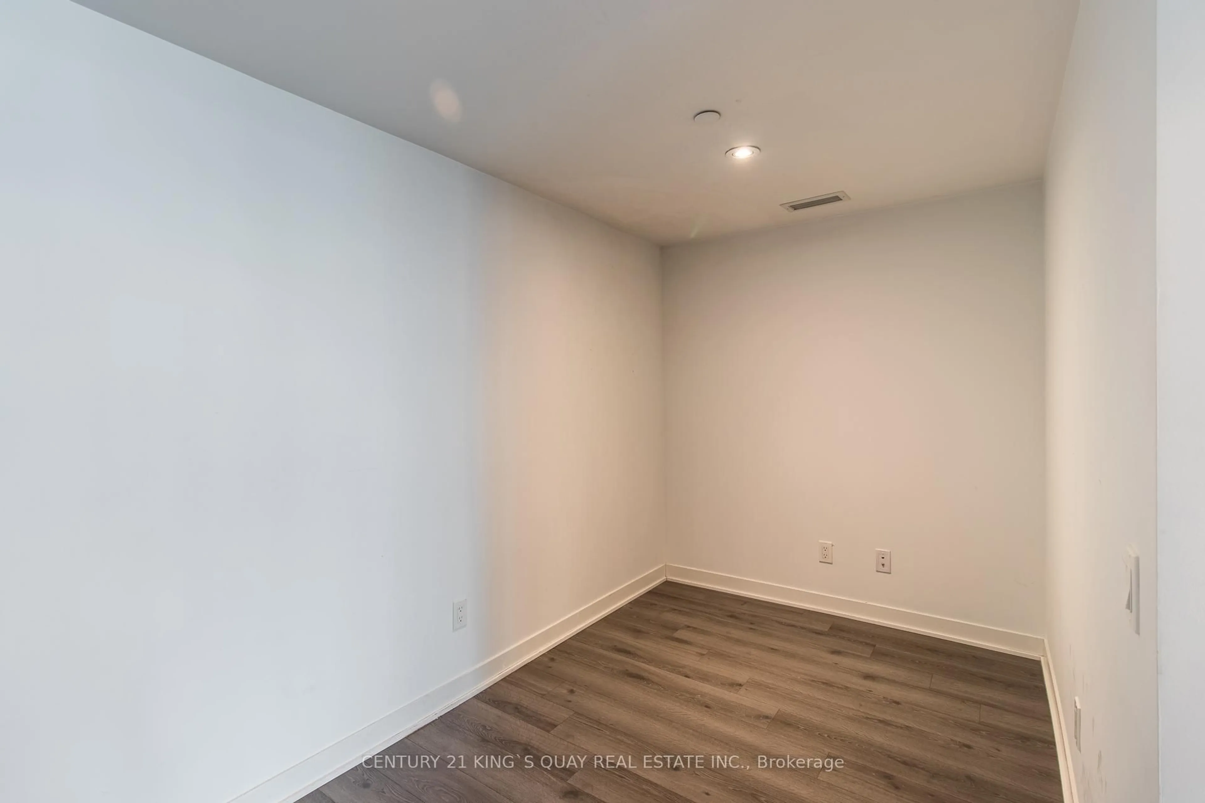 A pic of a room for 70 Queens Wharf Rd #3101, Toronto Ontario M5V 0J2