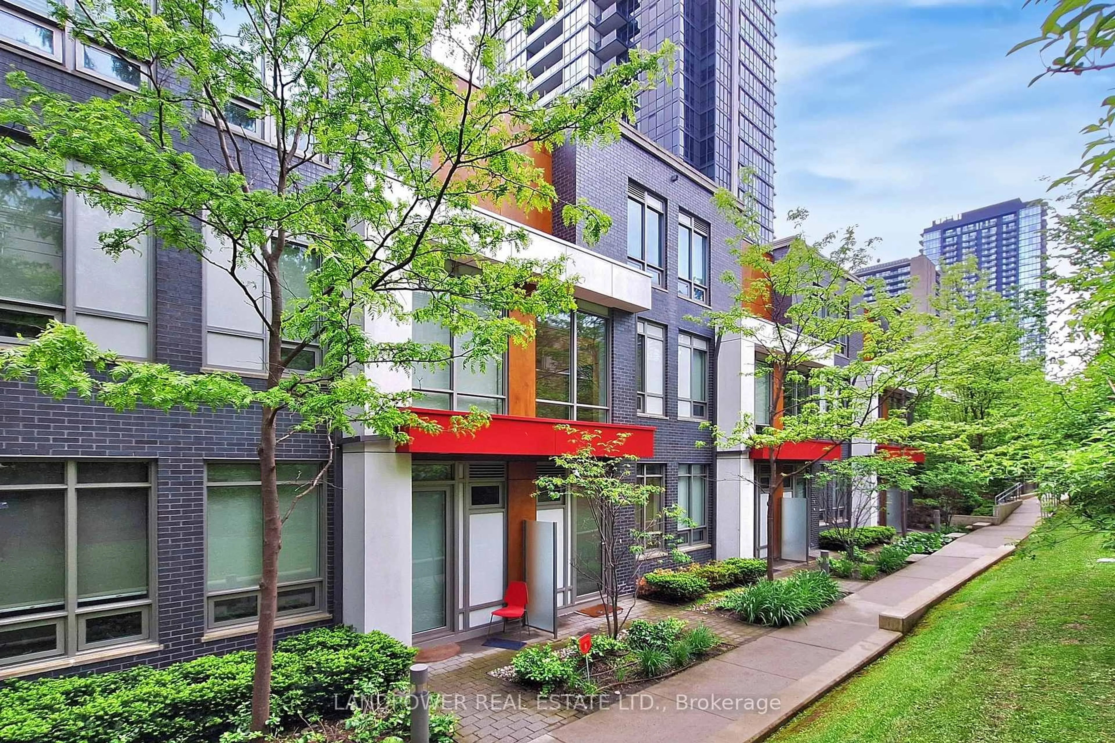 Unknown for 88 Sheppard Ave #TH 5, Toronto Ontario M2N 6Y2