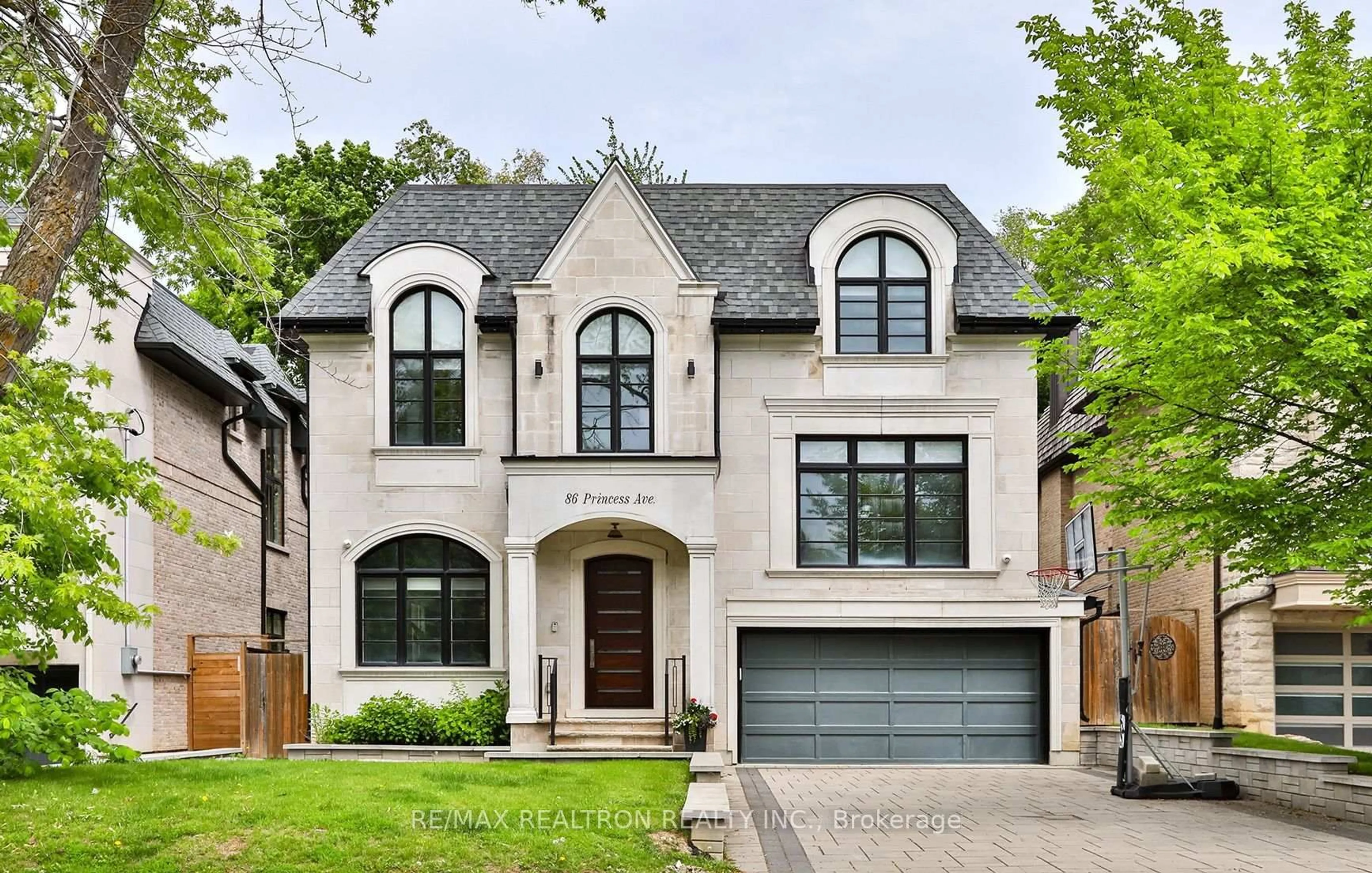 Home with brick exterior material, street for 86 Princess Ave, Toronto Ontario M2N 3R6