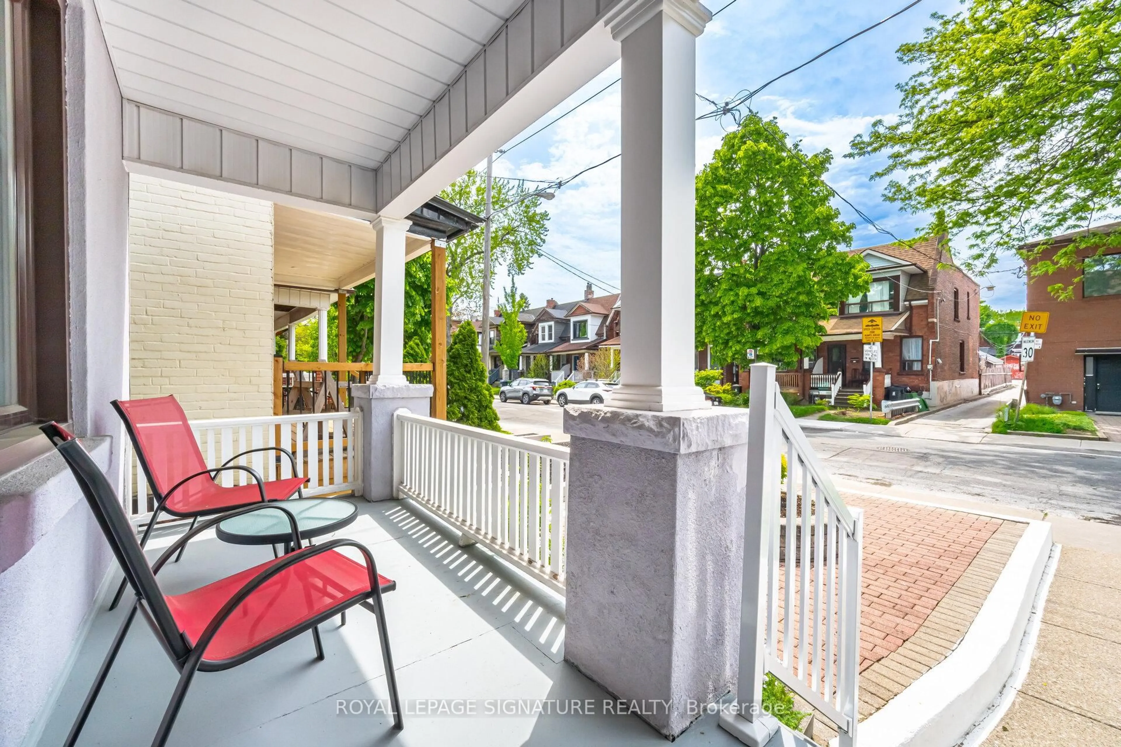 Patio, street for 443 Brock Ave, Toronto Ontario M6H 3N7