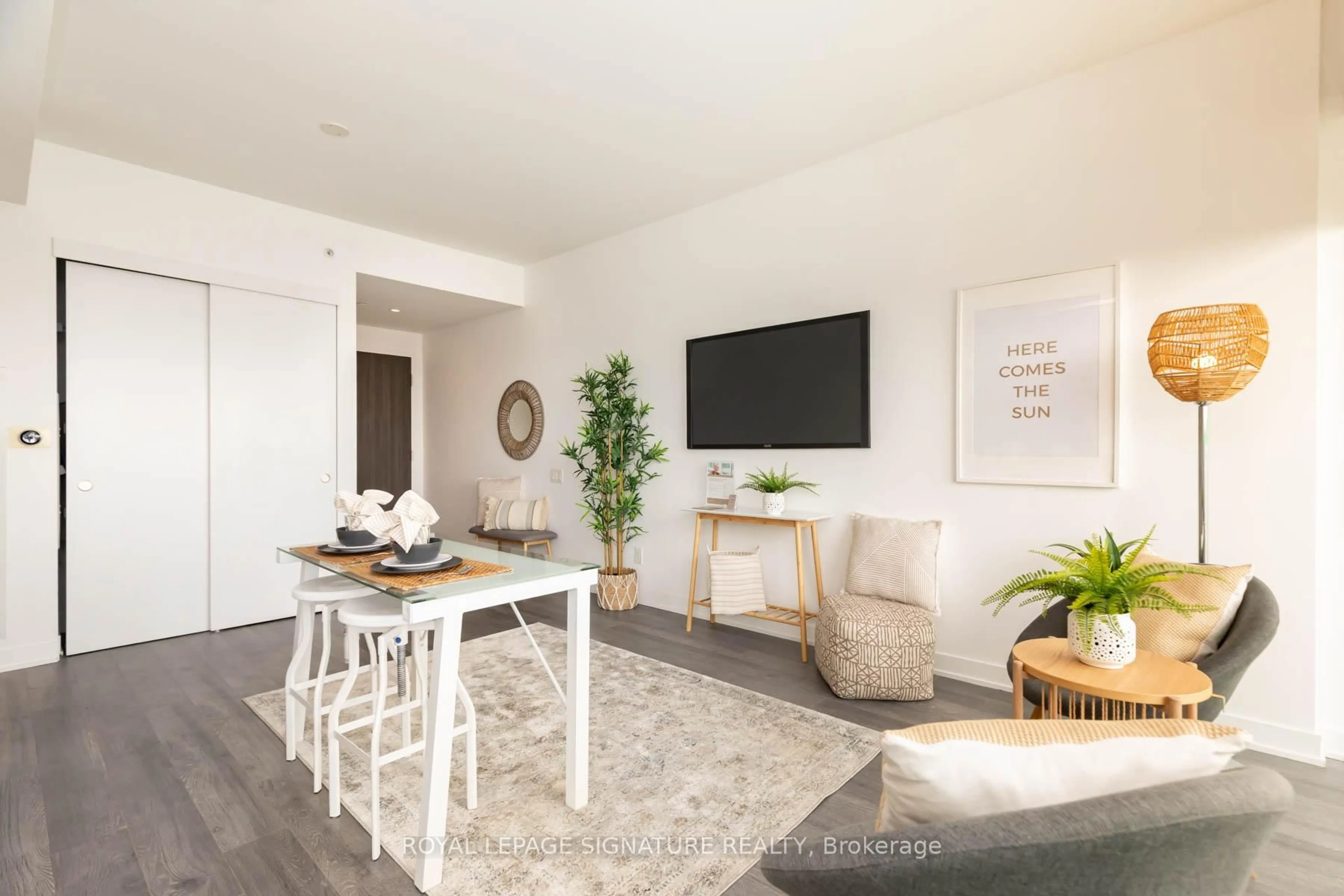 Living room with furniture, unknown for 185 Roehampton Ave #2805, Toronto Ontario M4P 0C6