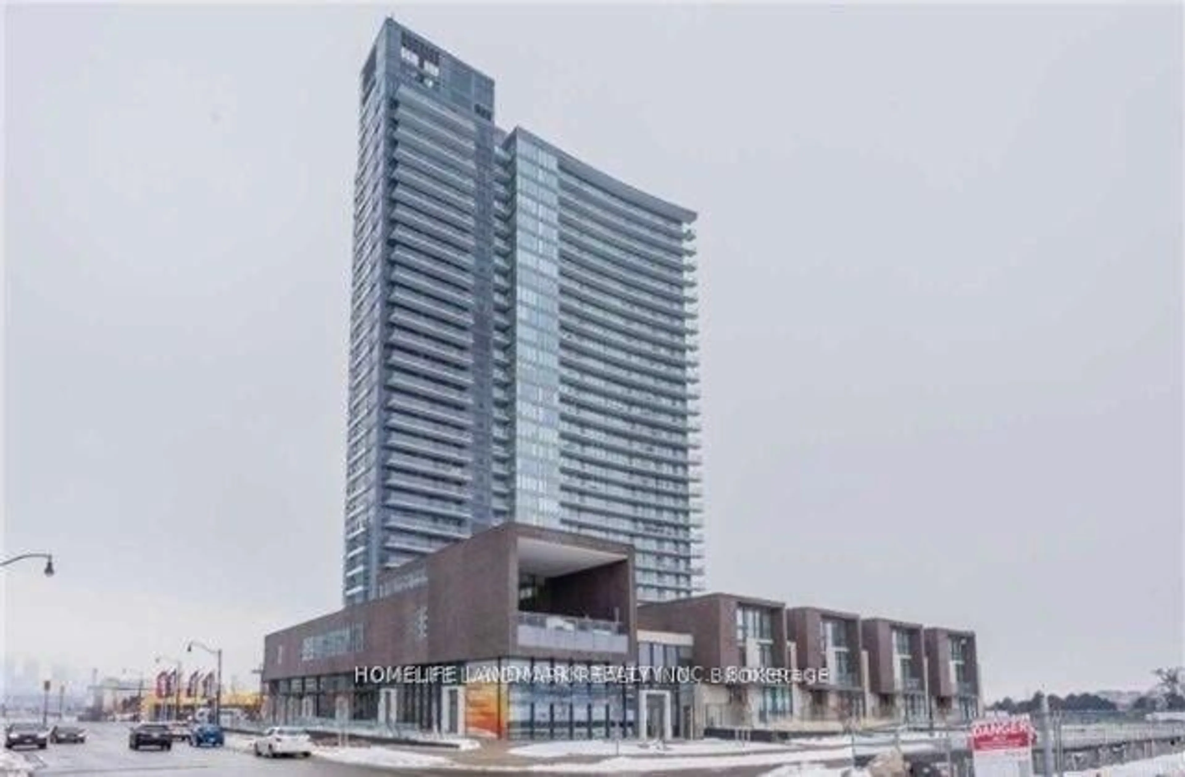 Indoor foyer for 121 Mcmahon Dr #907, Toronto Ontario M2K 0C1