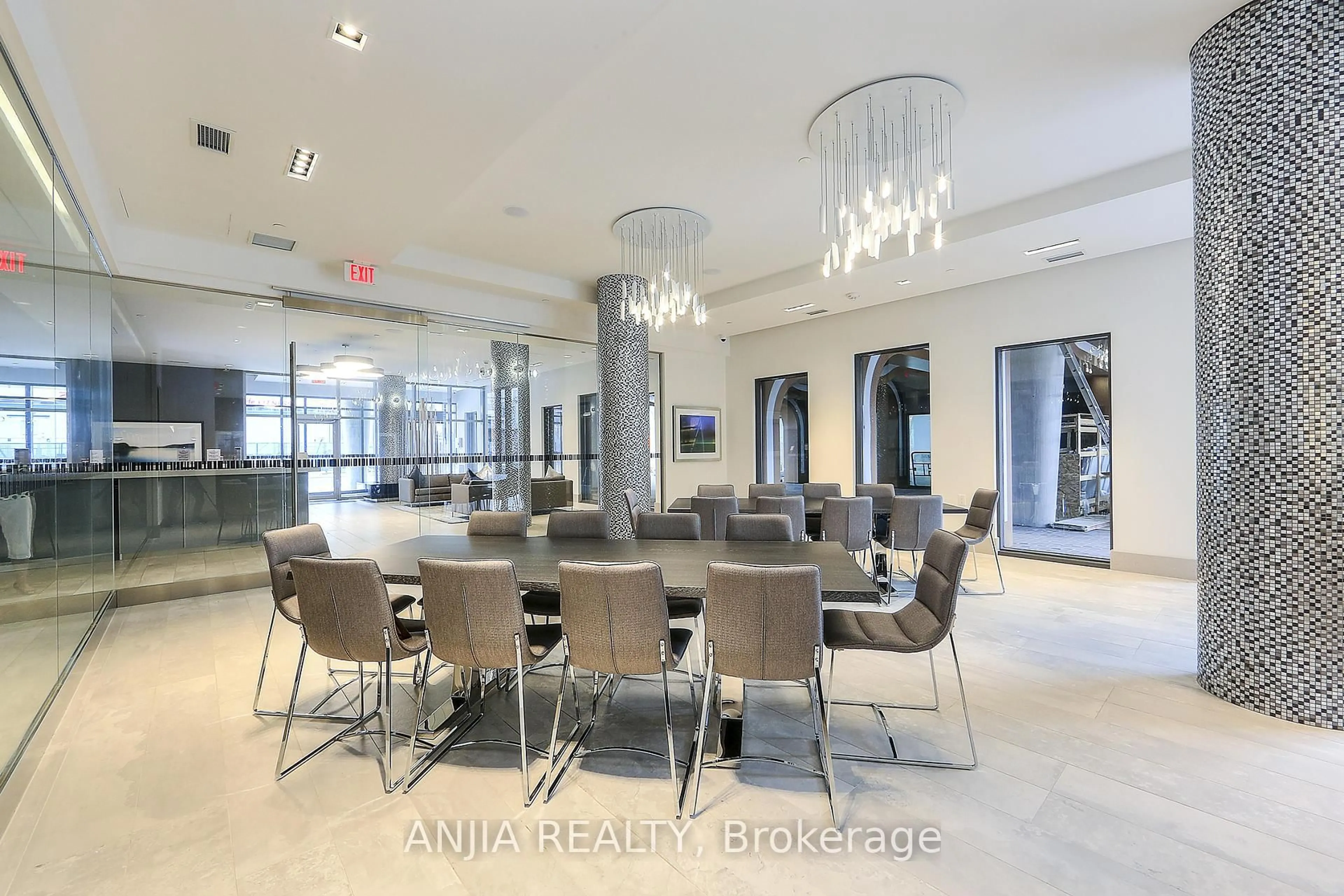 Lobby for 525 Adelaide St #PH11, Toronto Ontario M5V 1T6