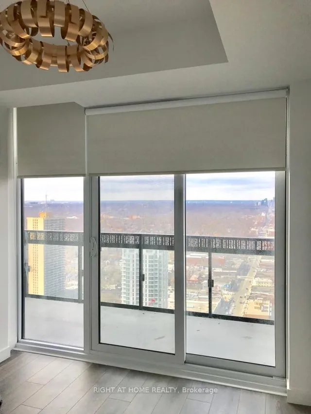 Additional image 5 of 8 Eglinton Ave Unit 3407