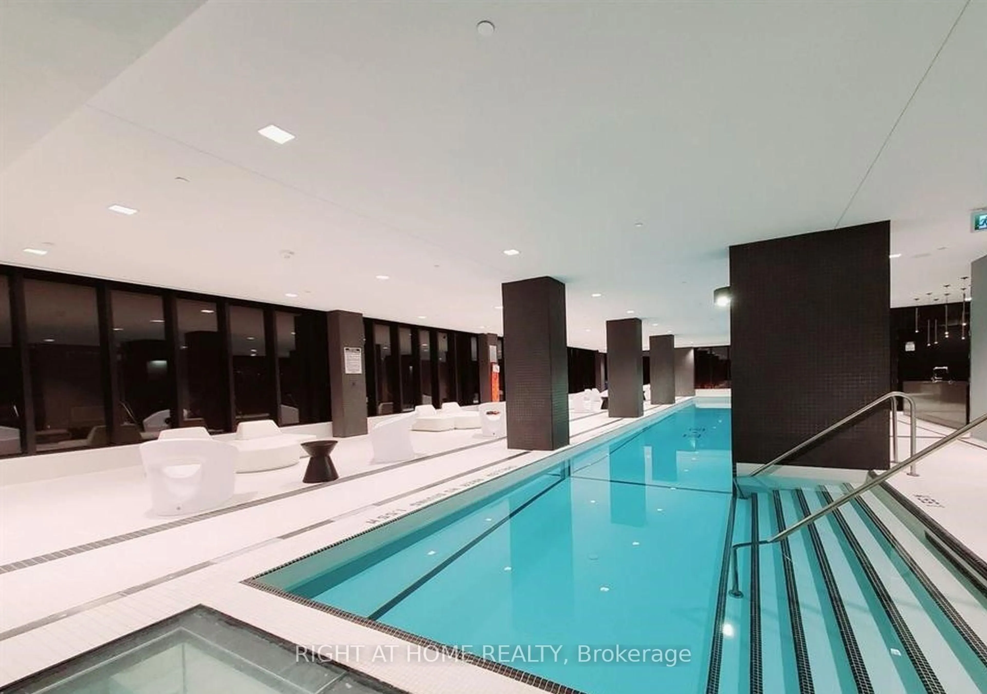 Pool for 8 Eglinton Ave #3407, Toronto Ontario M4P 1A6