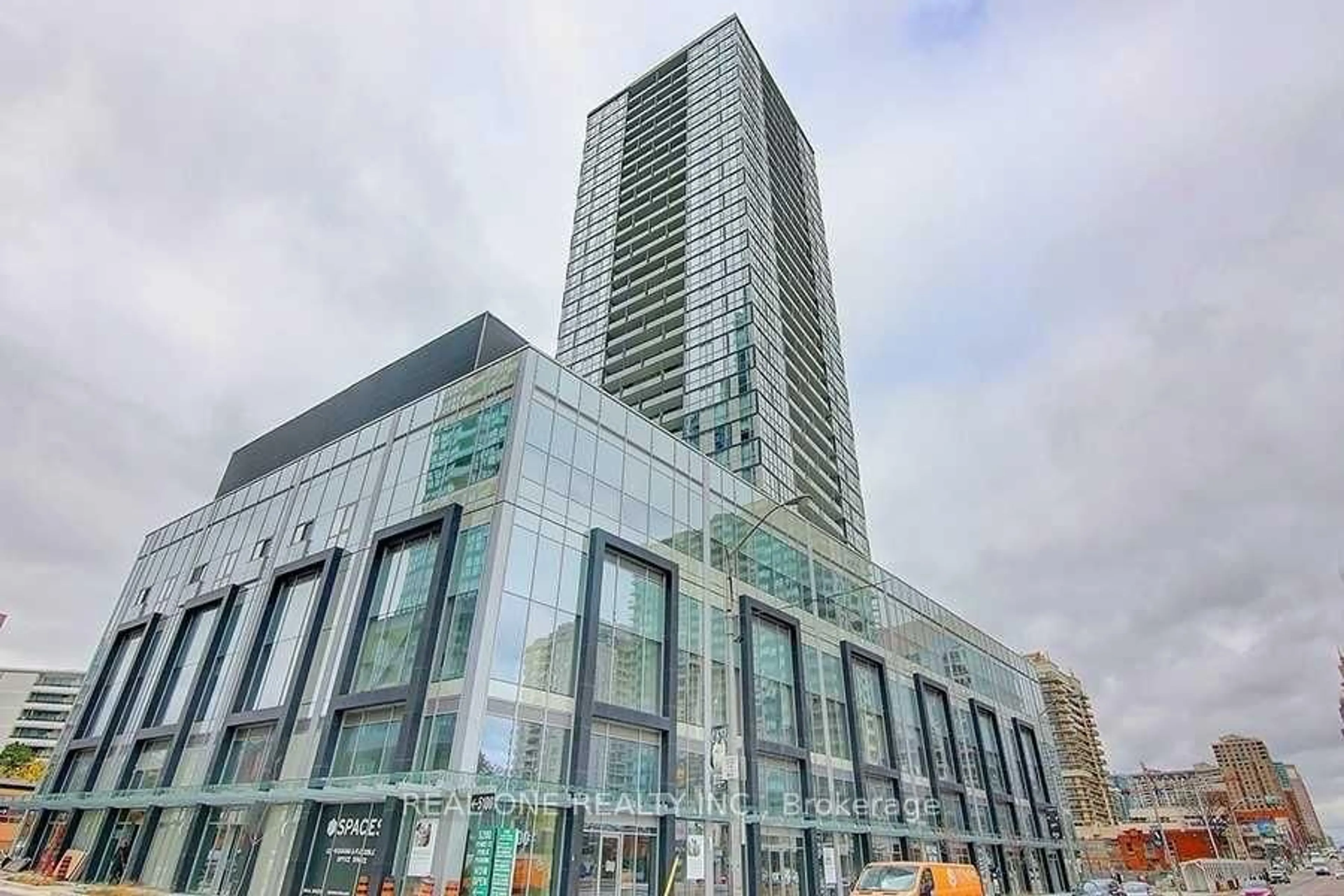 Indoor foyer for 5180 Yonge St #3405, Toronto Ontario M2N 5P6