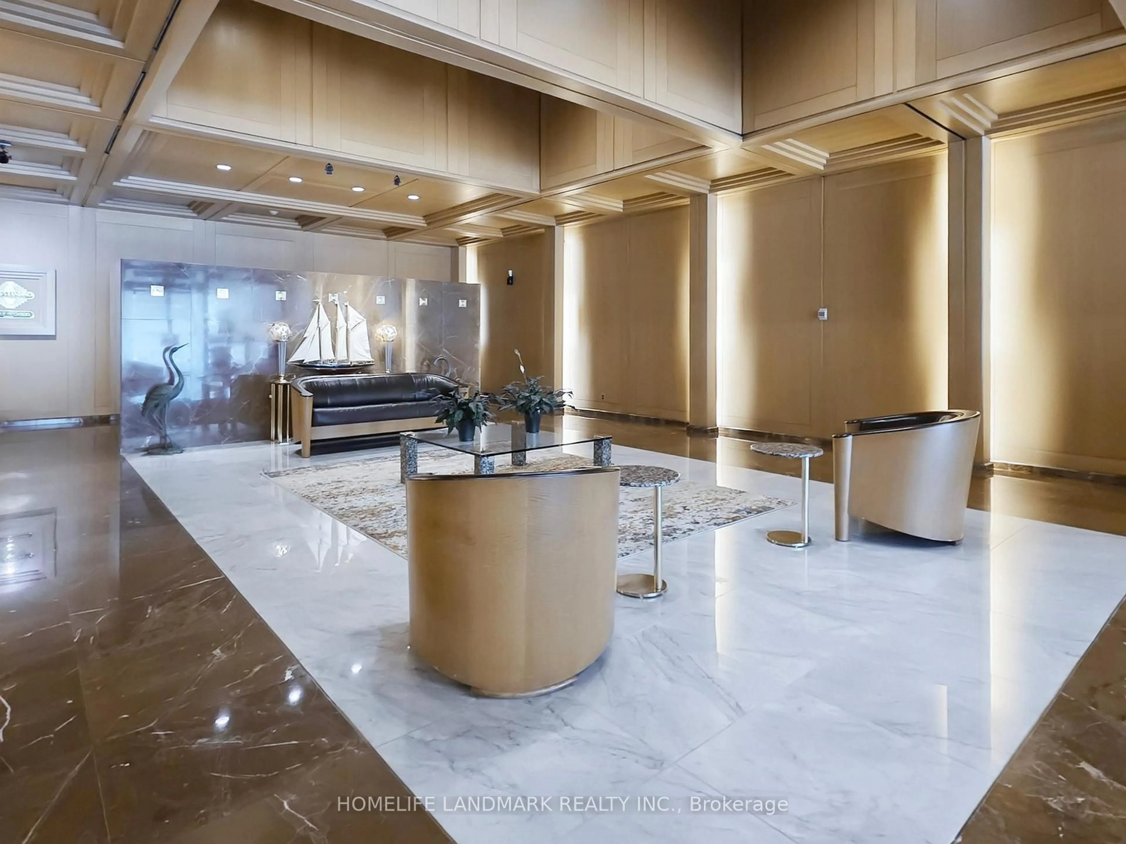 Lobby for 480 Queens Quay #304W, Toronto Ontario M5N 2Y5