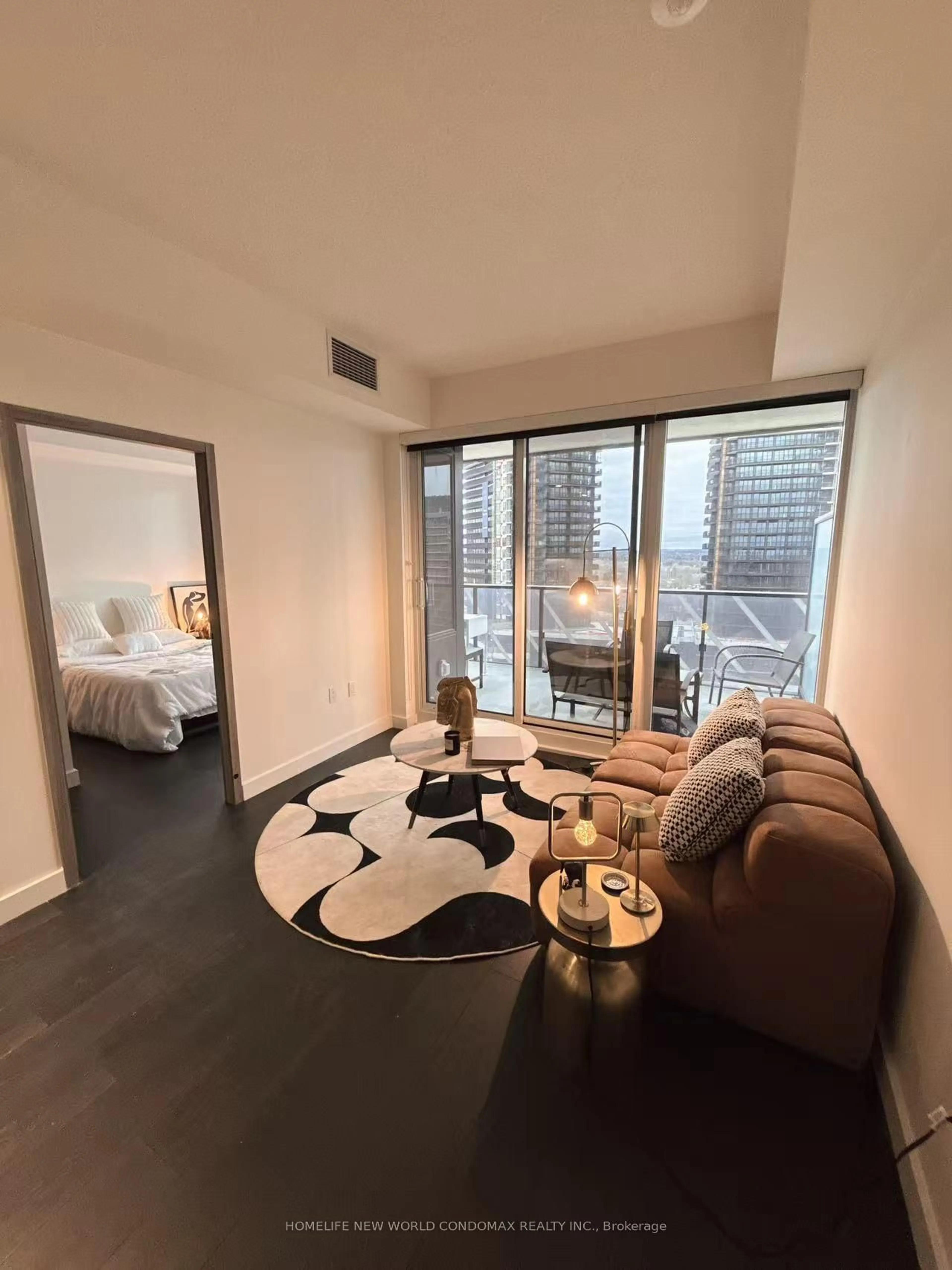 A pic of a room for 95 Mcmahon Dr #710, Toronto Ontario M2K 0H2