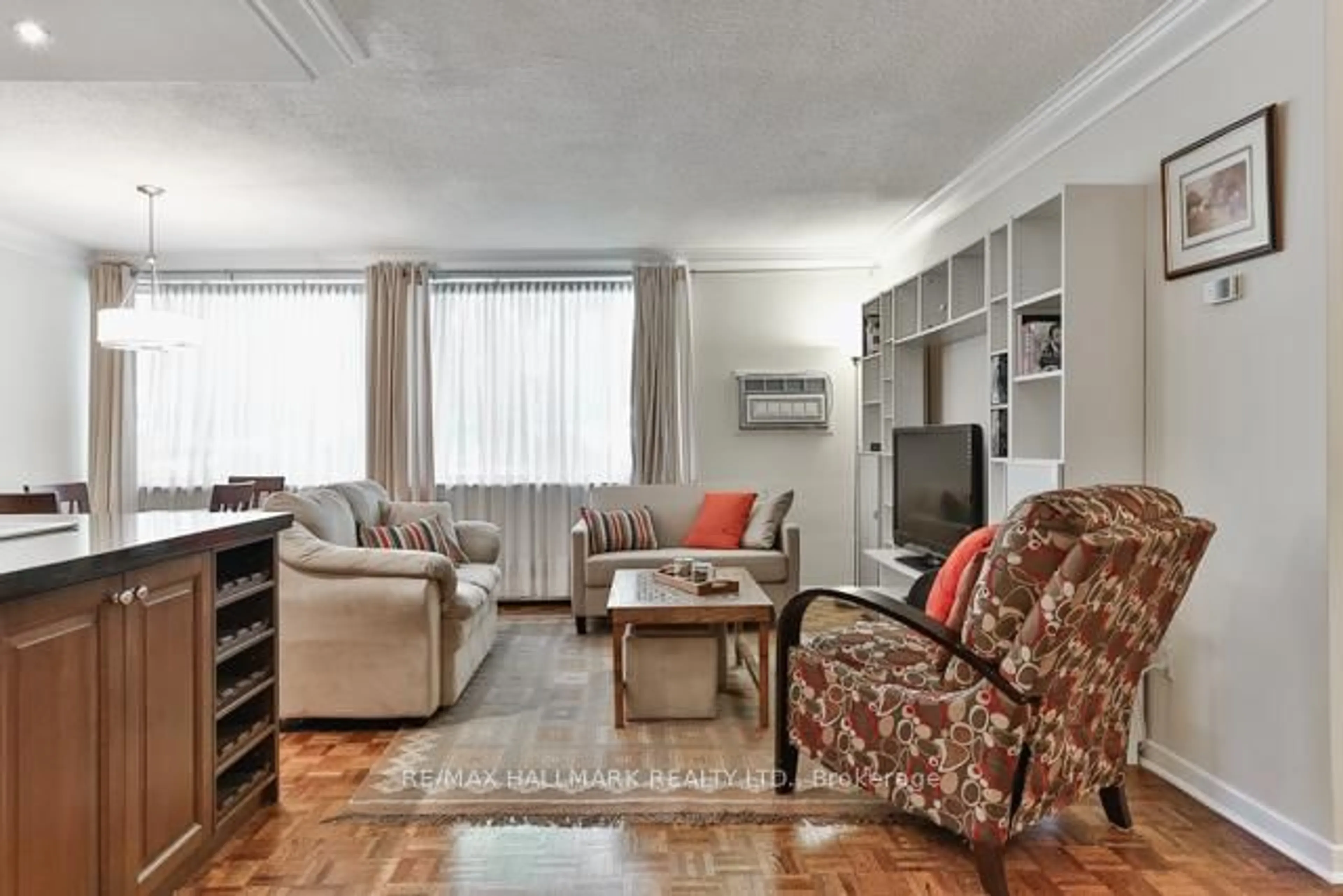 Living room with furniture, unknown for 1A Dale Ave #206, Toronto Ontario M4W 1K2