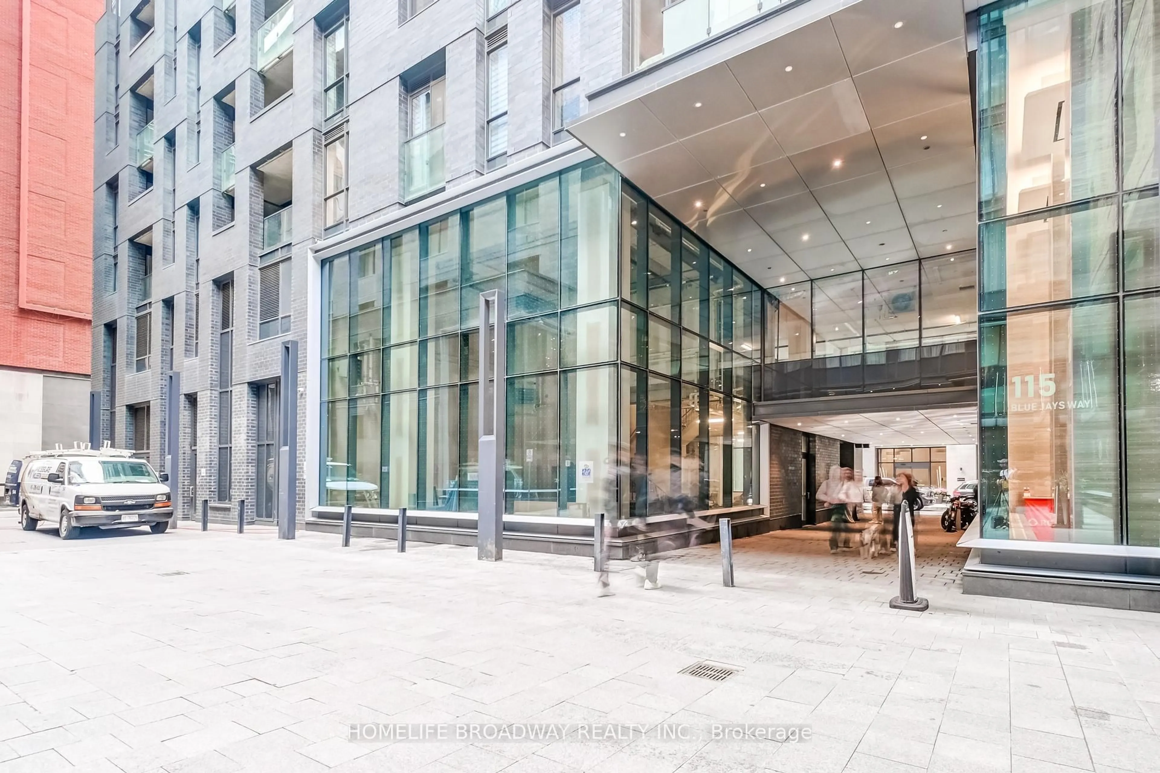 Indoor foyer for 115 Blue Jays Way #3102, Toronto Ontario M5V 0N4