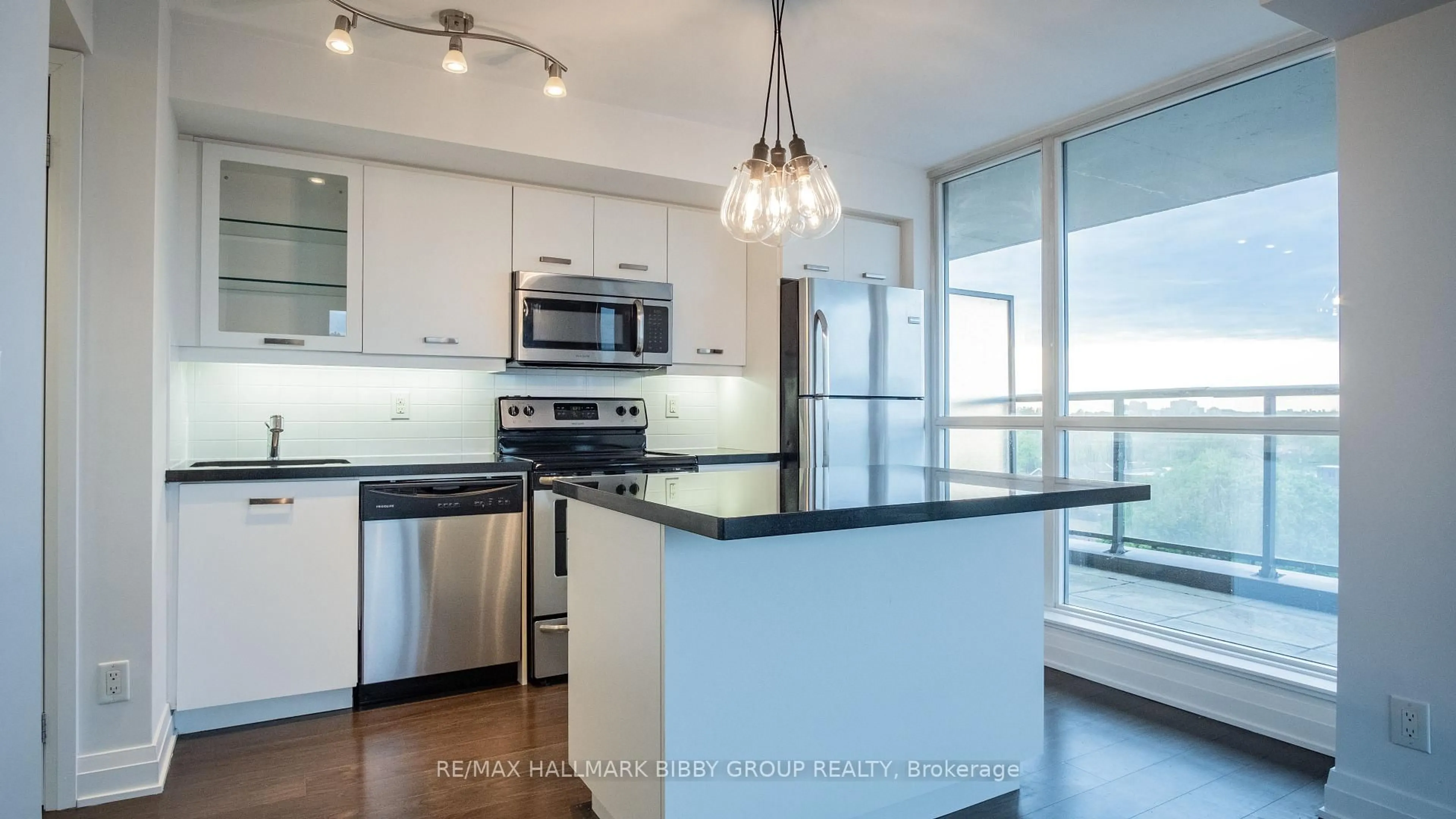 Open concept kitchen, unknown for 270 Rushton Rd #803, Toronto Ontario M6G 0A5
