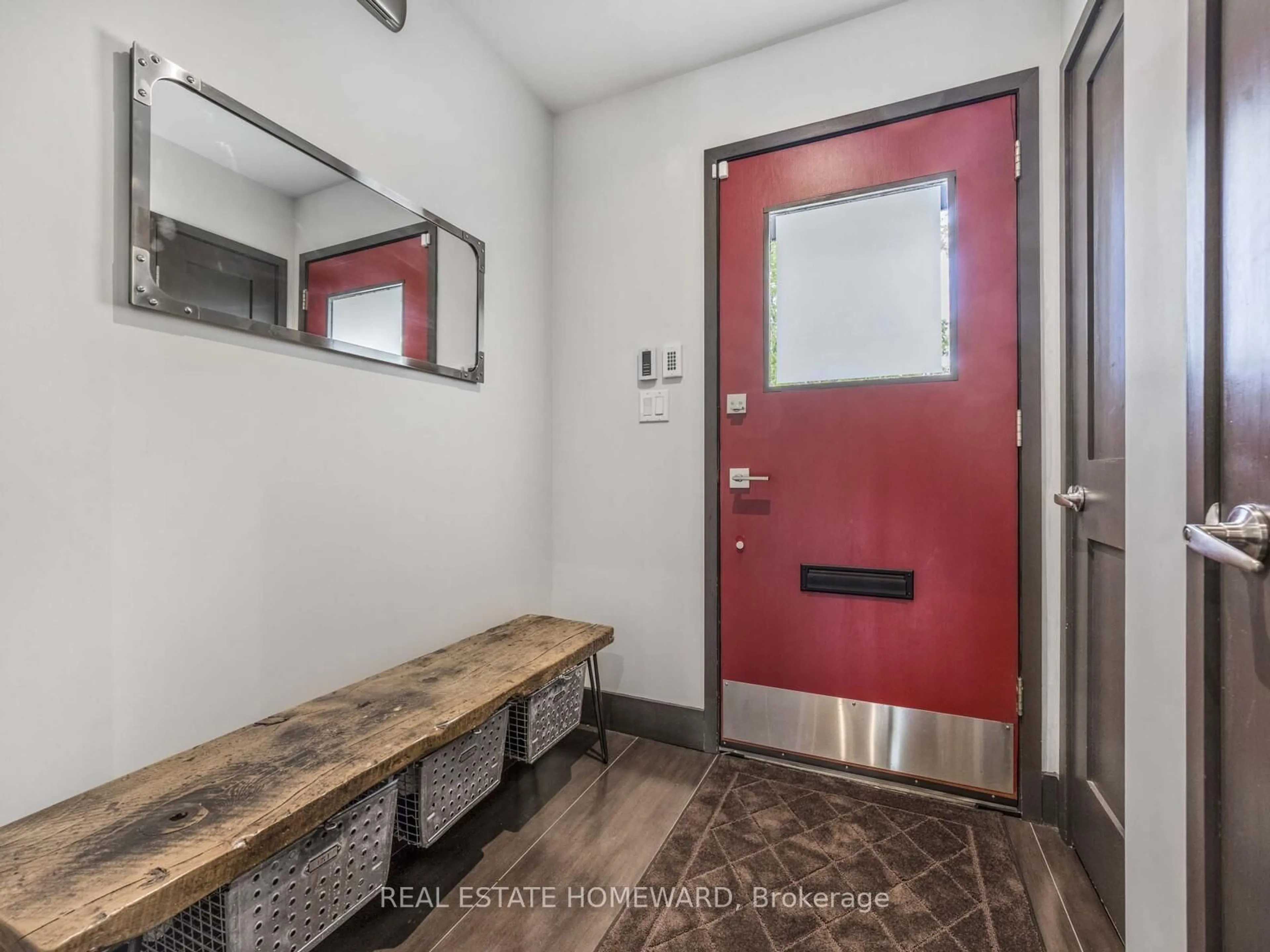 Indoor entryway for 258 St Clements Ave, Toronto Ontario M5R 1H5