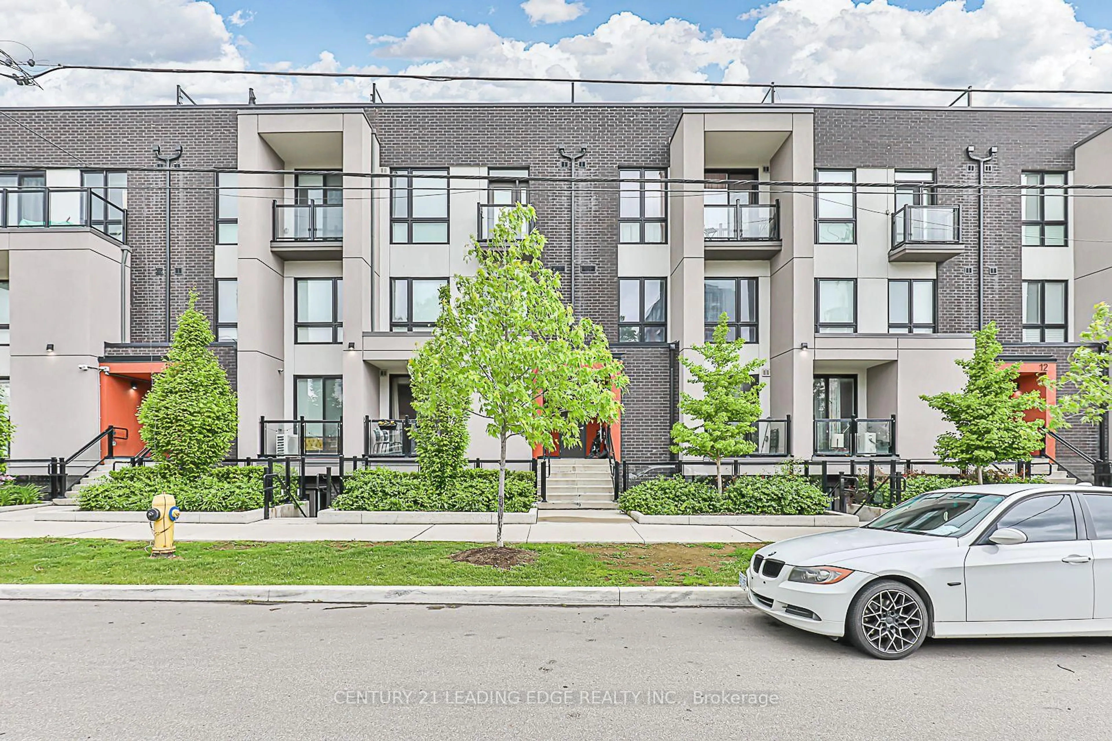 Unknown for 14 Marquette Ave #10, Toronto Ontario M6A 0E1