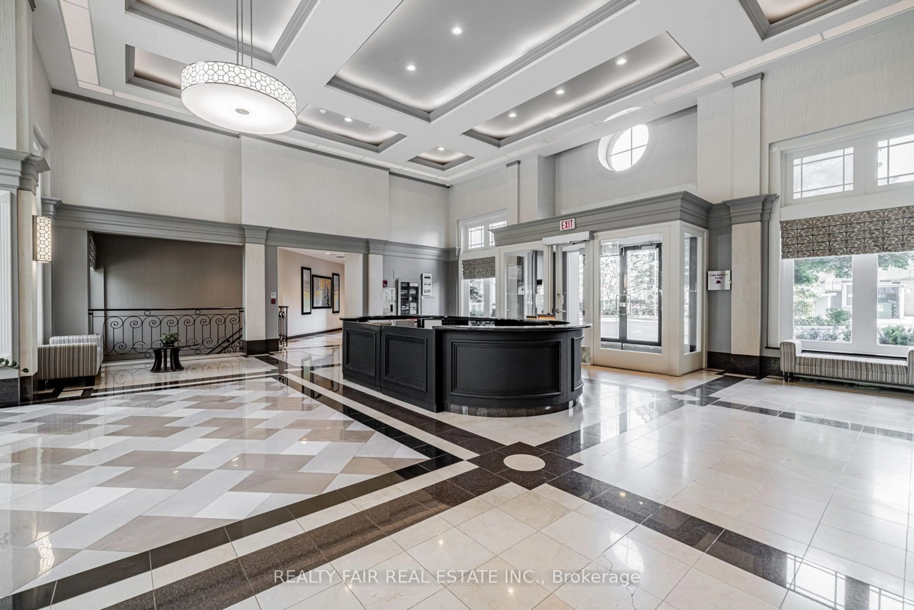 Lobby for 8 Covington Dr #811, Toronto Ontario M6A 3E5