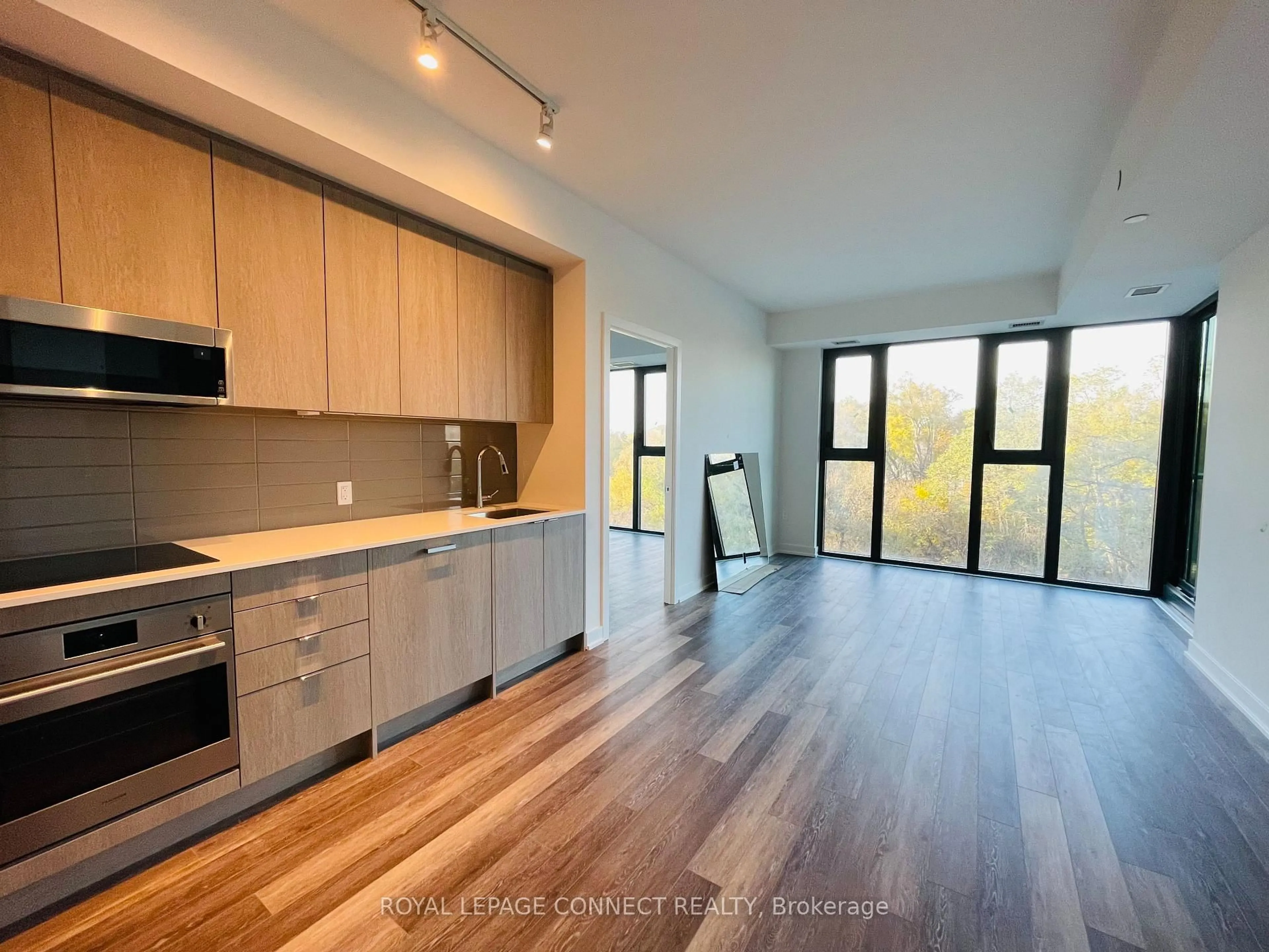 Open concept kitchen, unknown for 250 Lawrence Ave #504, Toronto Ontario M5M 1B1
