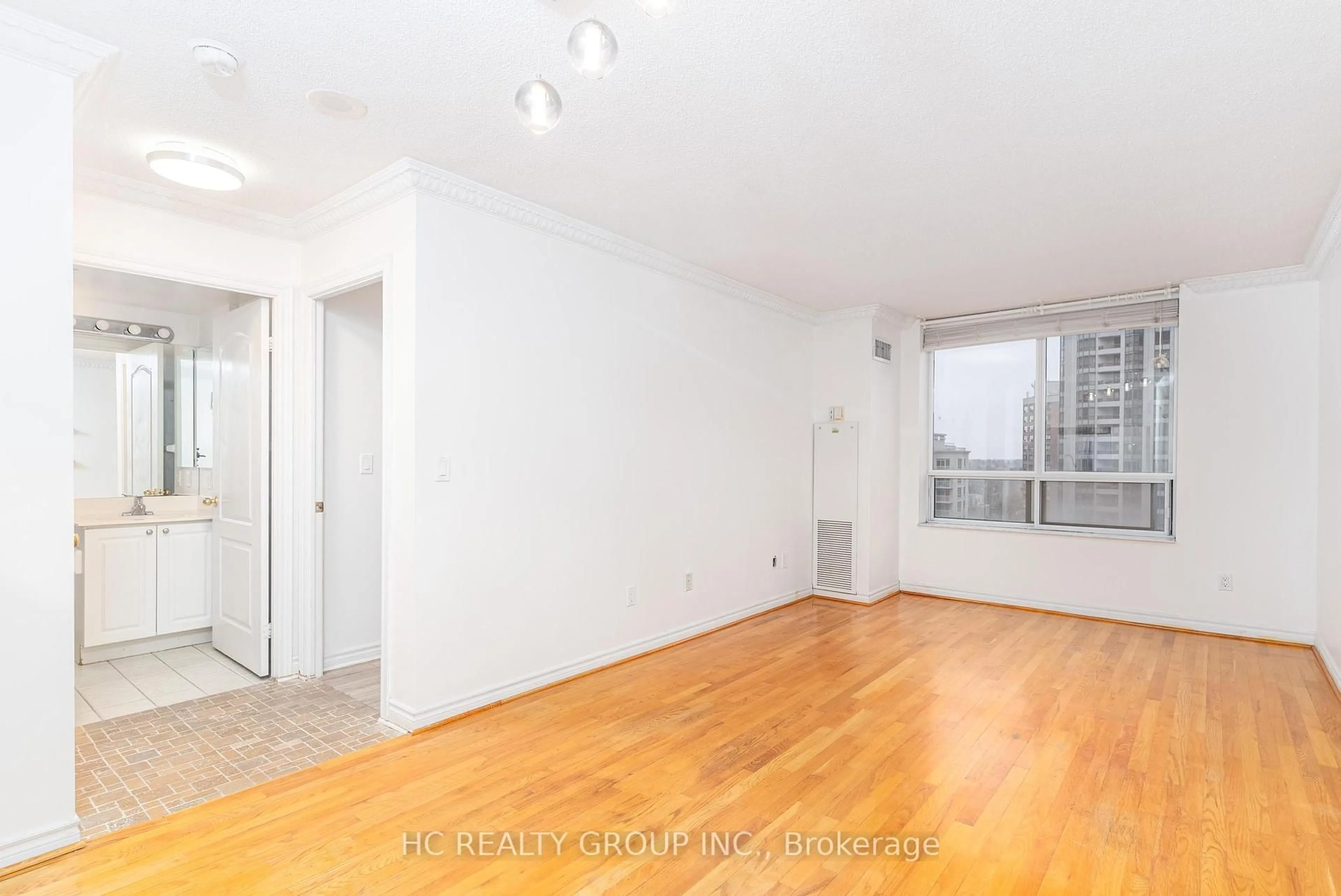 A pic of a room for 18 Sommerset Way #1008, Toronto Ontario M2N 6X5