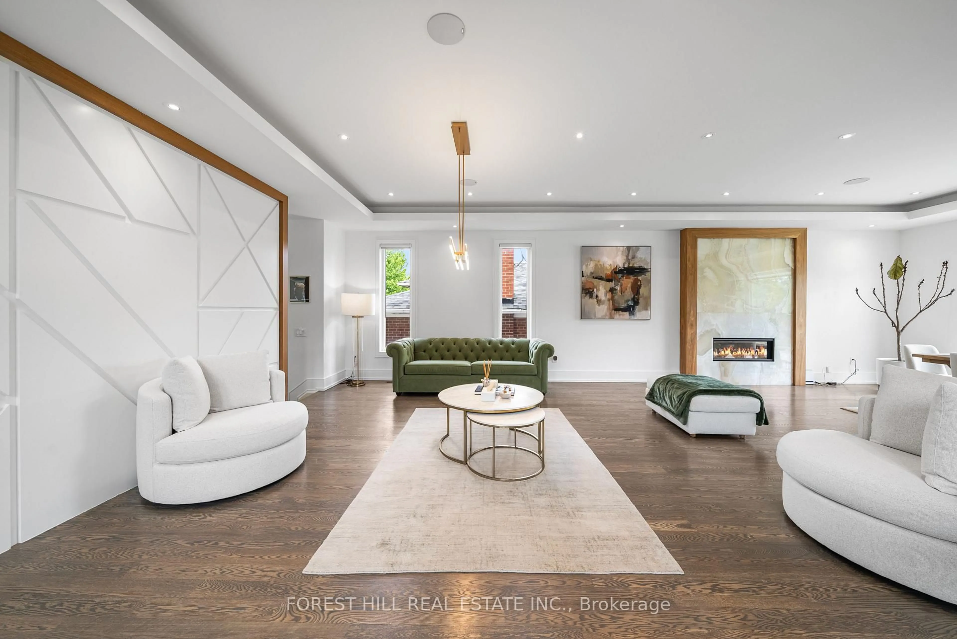 Living room with furniture, unknown for 416 Patricia Ave, Toronto Ontario M2R 2M9