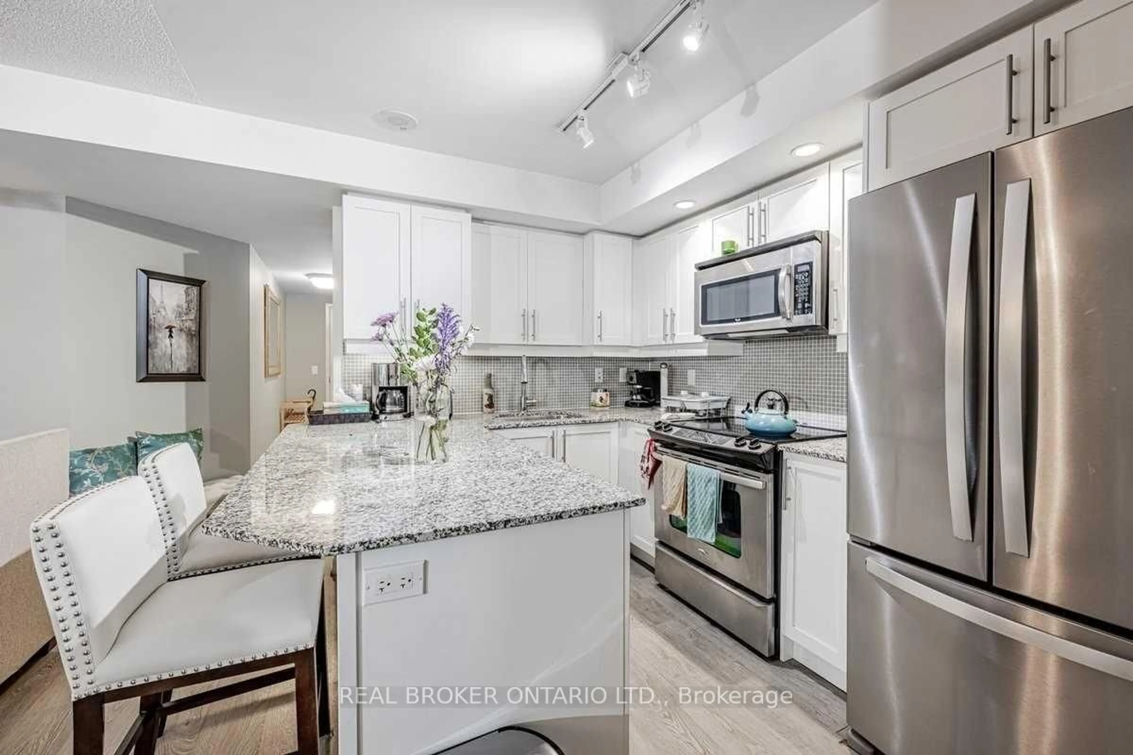 Open concept kitchen, ceramic/tile floor for 65 East Liberty St #217, Toronto Ontario M6K 3R2