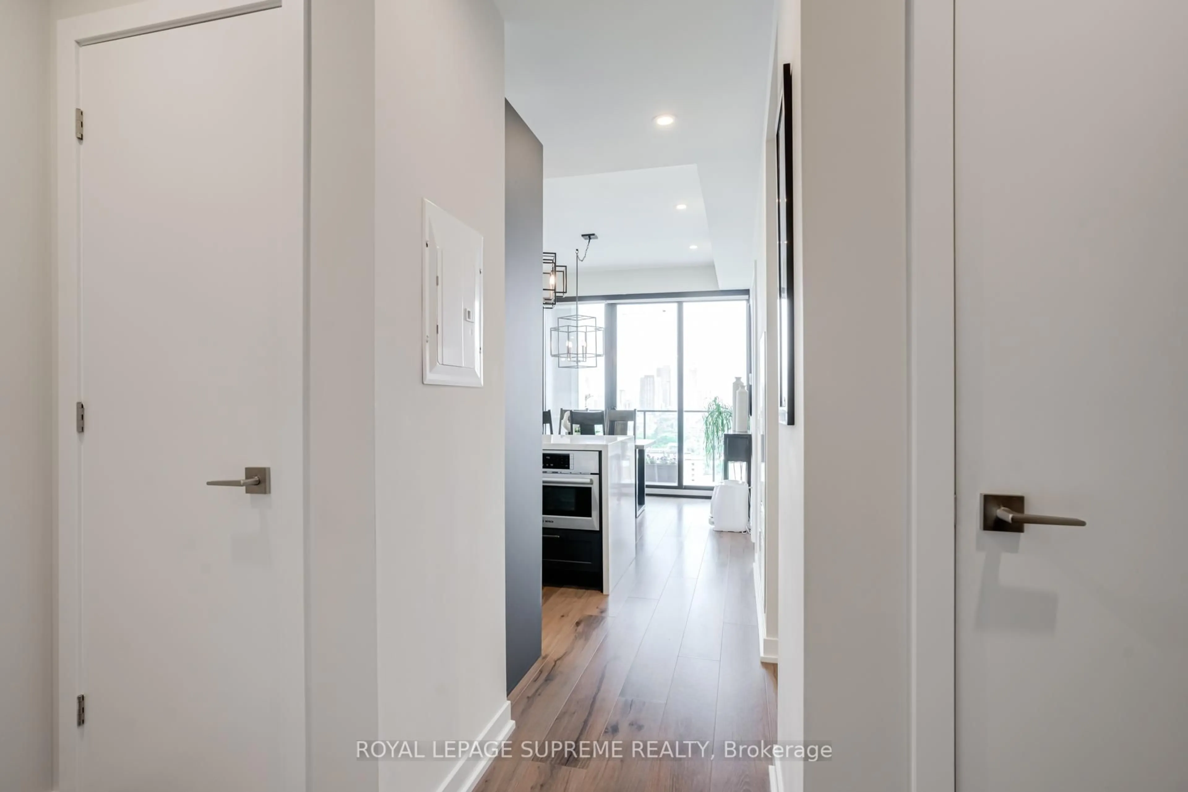 Indoor entryway for 55 Ontario St #2406, Toronto Ontario M5A 0T8