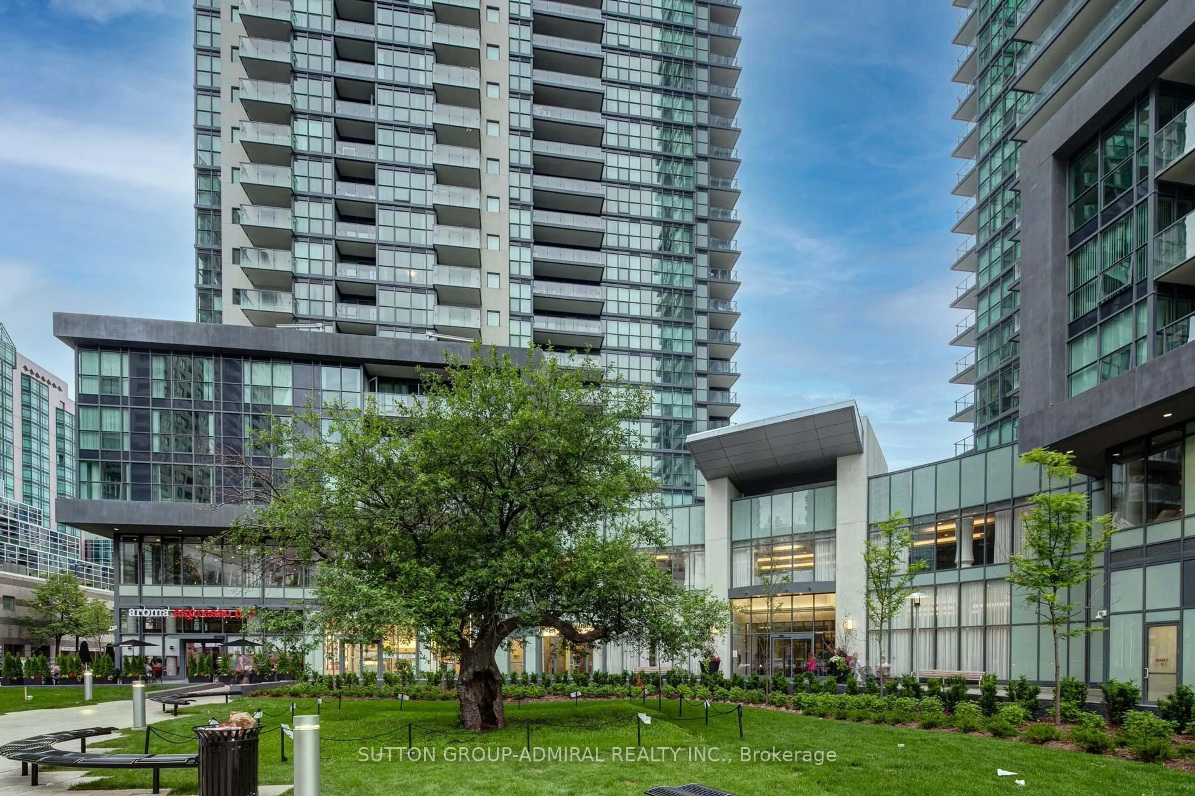 Patio, unknown for 5168 Yonge St #3302, Toronto Ontario M2N 0G1