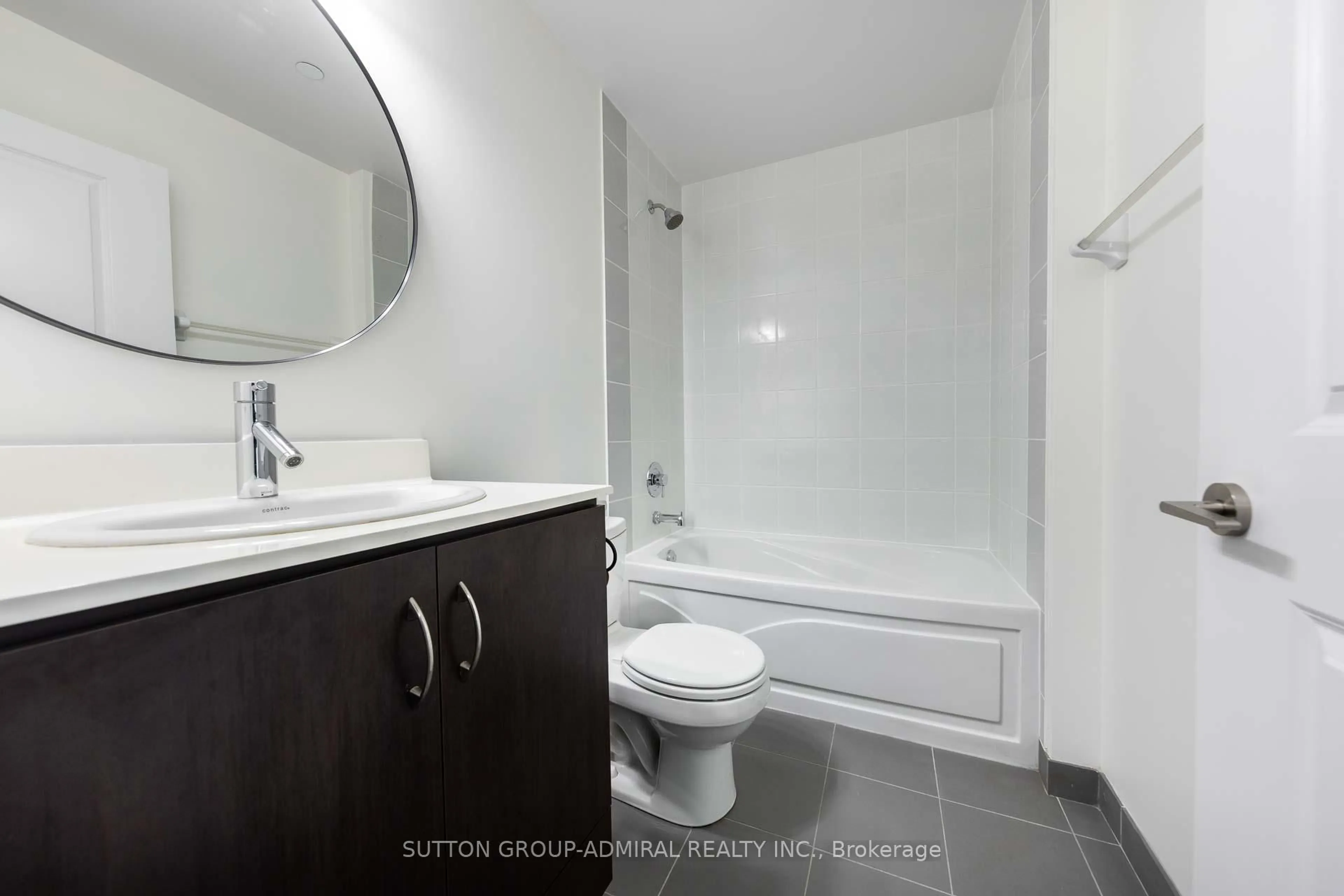 Standard bathroom, unknown for 5168 Yonge St #3302, Toronto Ontario M2N 0G1