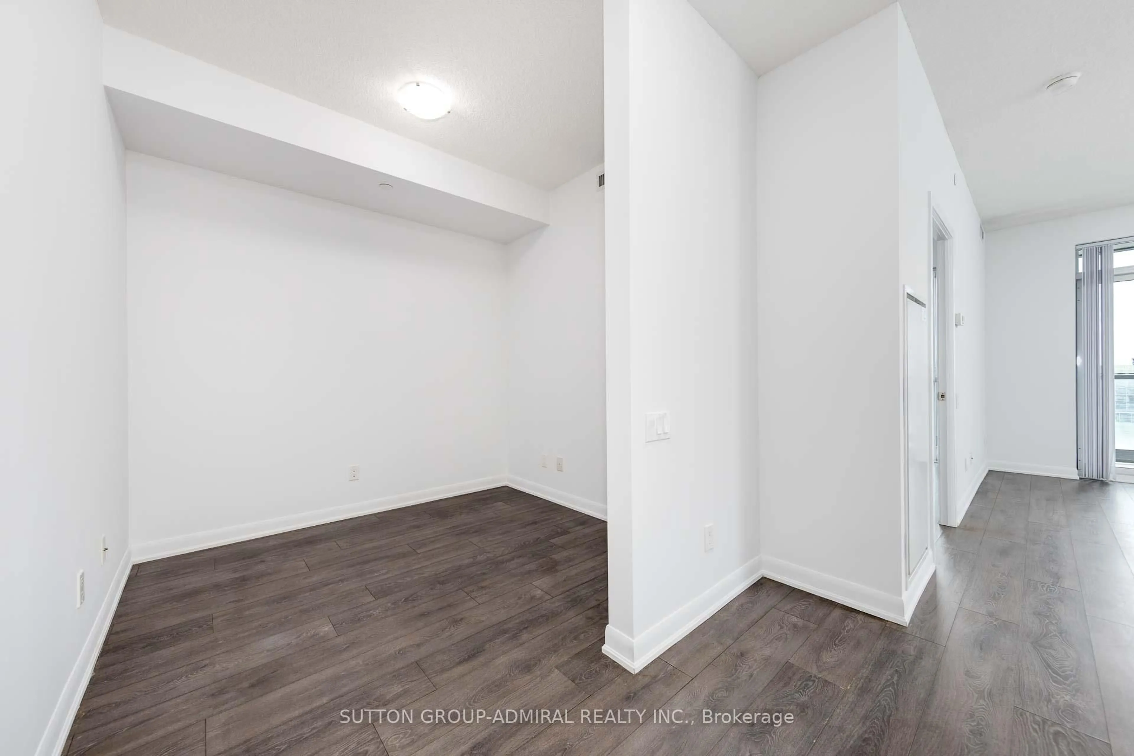 A pic of a room for 5168 Yonge St #3302, Toronto Ontario M2N 0G1