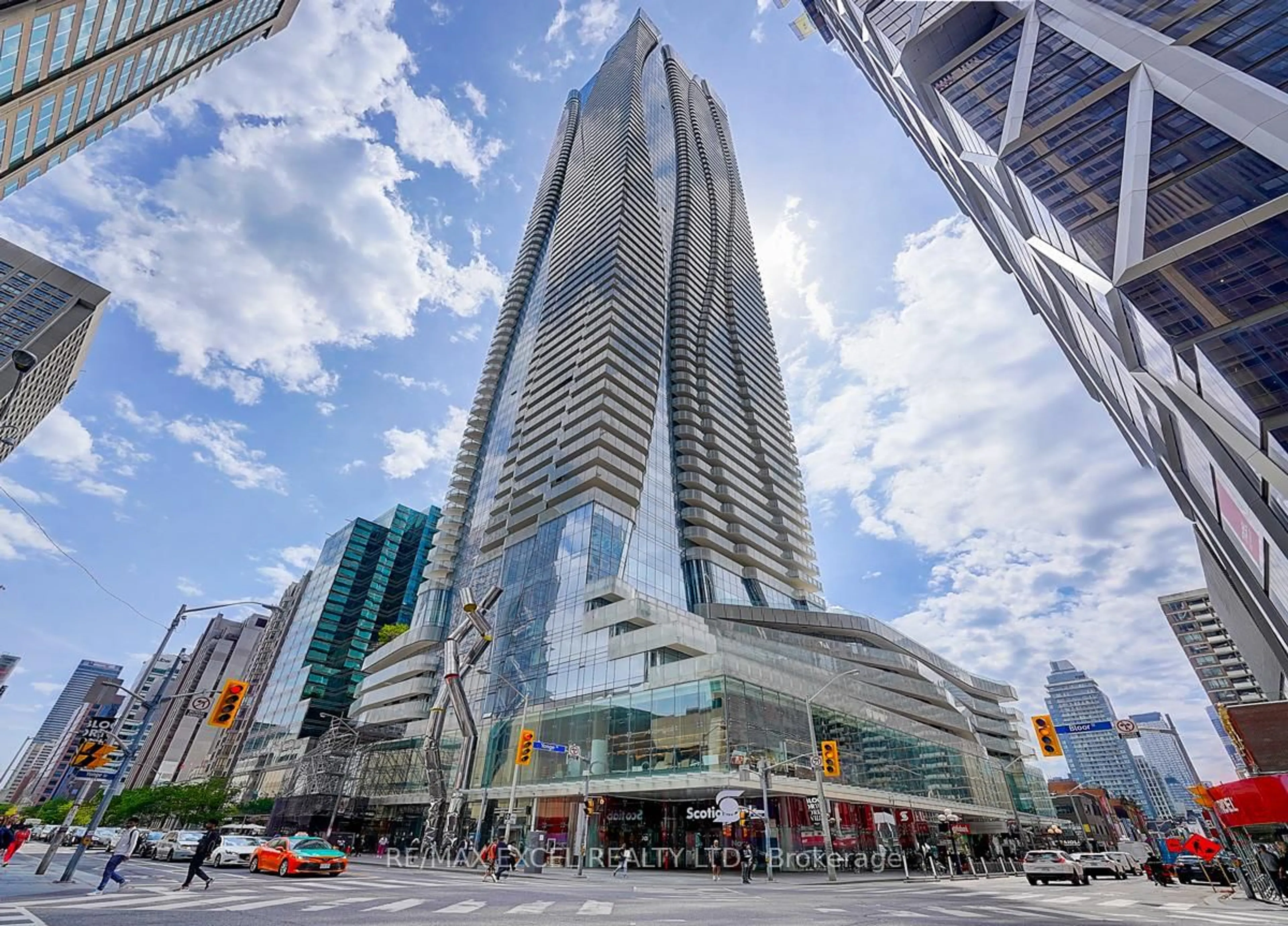 Unknown for 1 Bloor St #1707, Toronto Ontario M4W 1A9