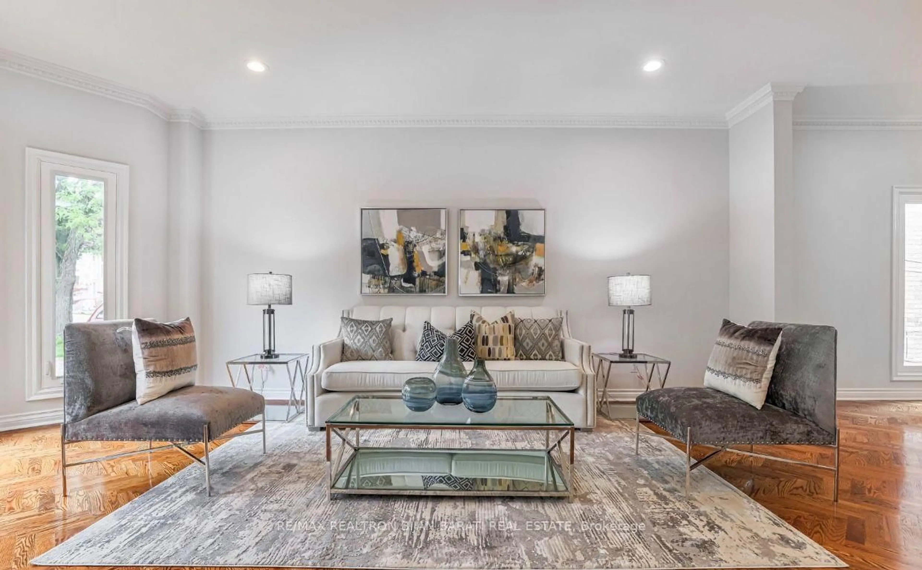 Living room with furniture, unknown for 205 Alfred Ave, Toronto Ontario M2N 3J5