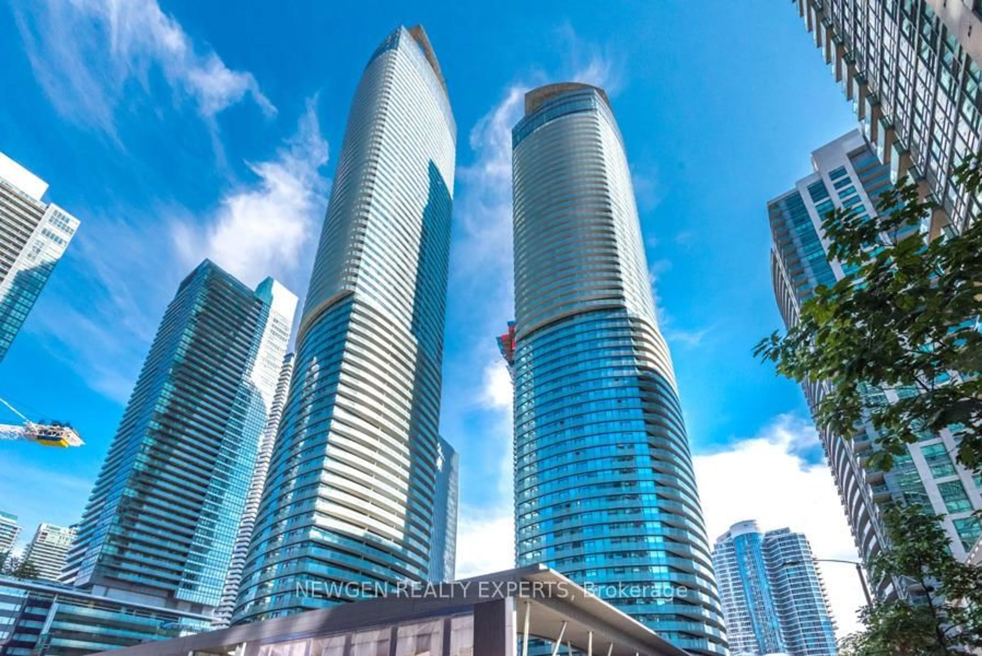 Unknown for 12 York St #1207, Toronto Ontario M5J 0A9