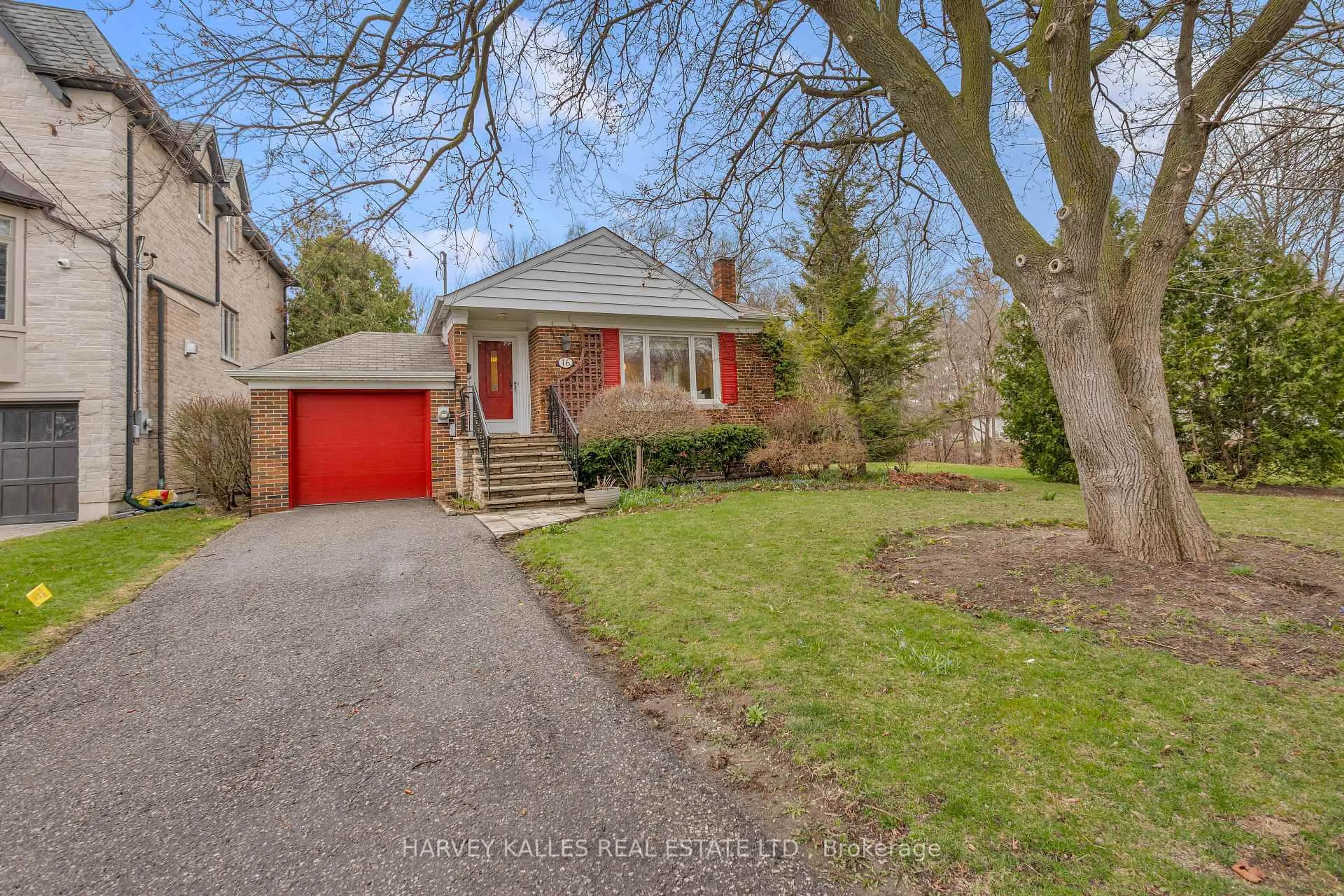 Unknown for 16 Gwendolen Cres, Toronto Ontario M2N 2L7