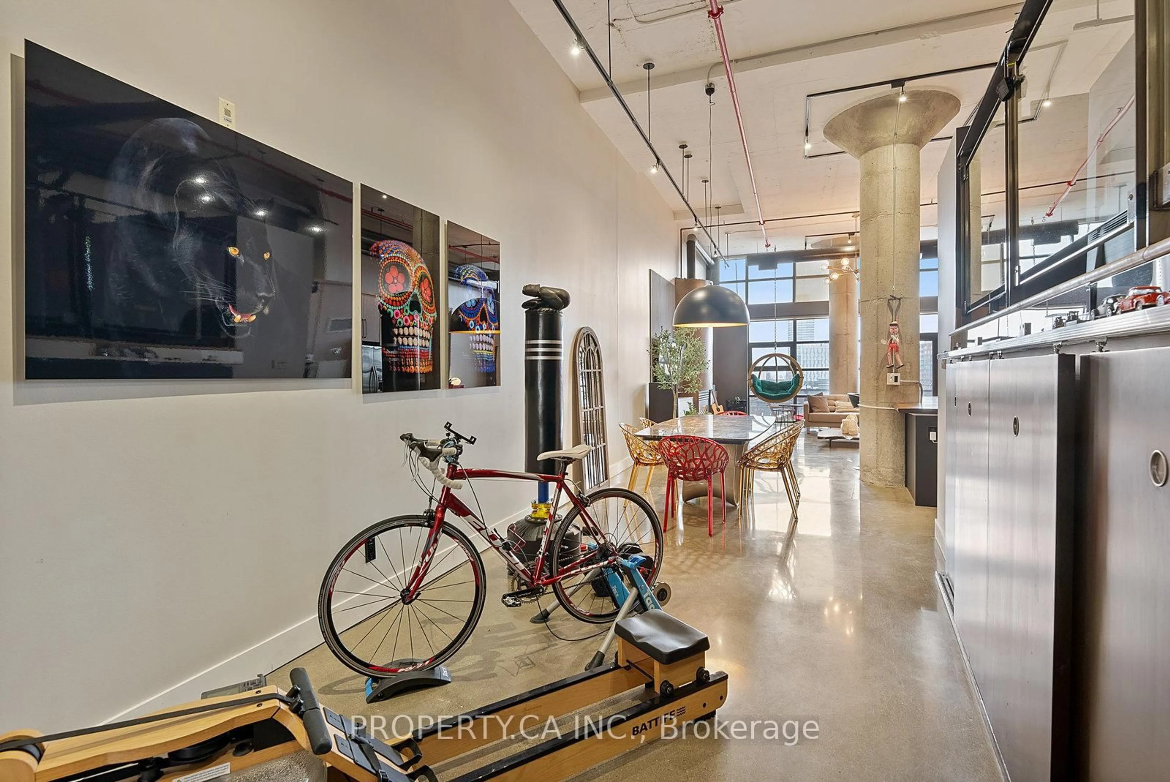 Indoor foyer for 90 Sumach St #606, Toronto Ontario M5A 4R4