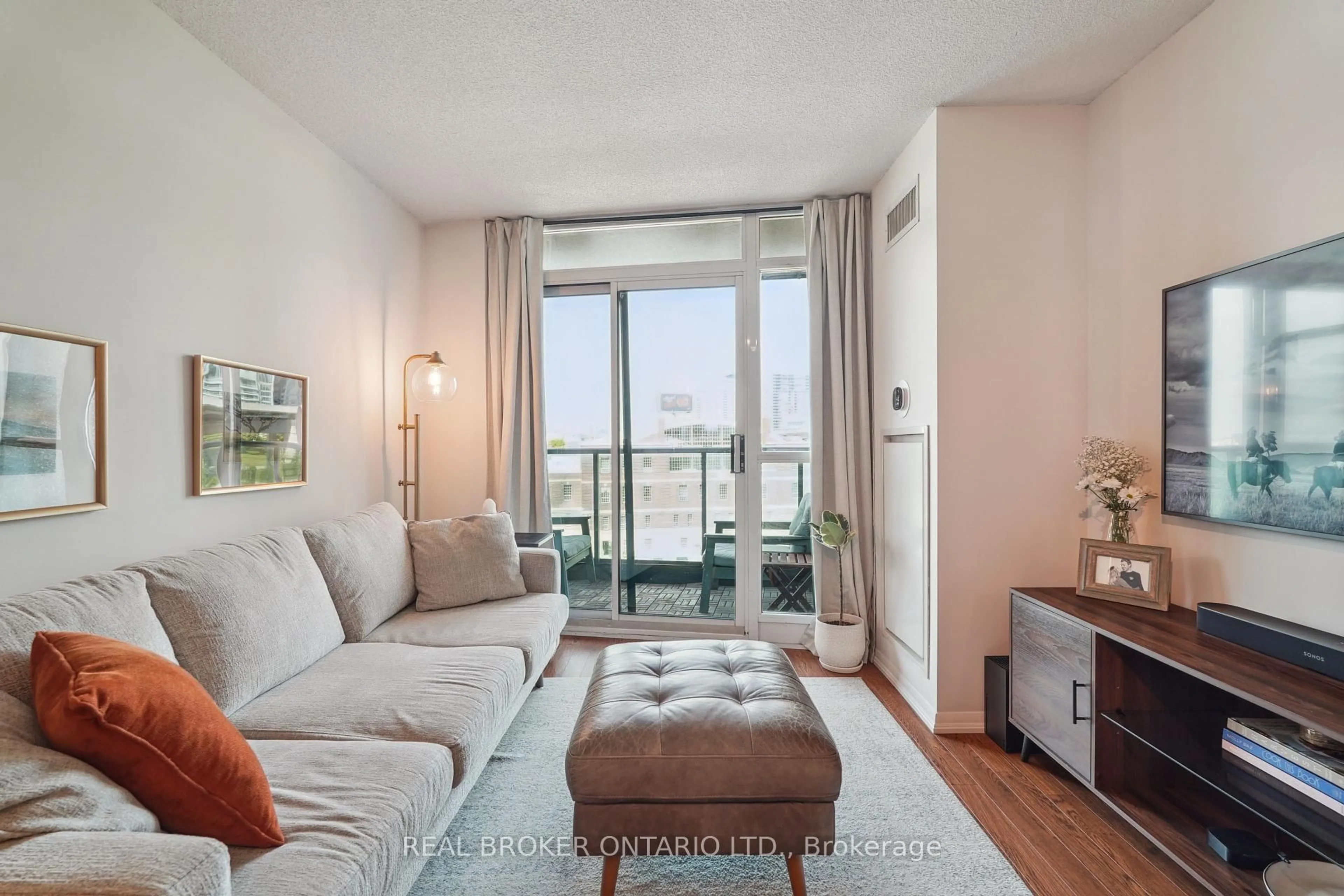 Living room with furniture, unknown for 231 Fort York Blvd #615, Toronto Ontario M5V 1B2