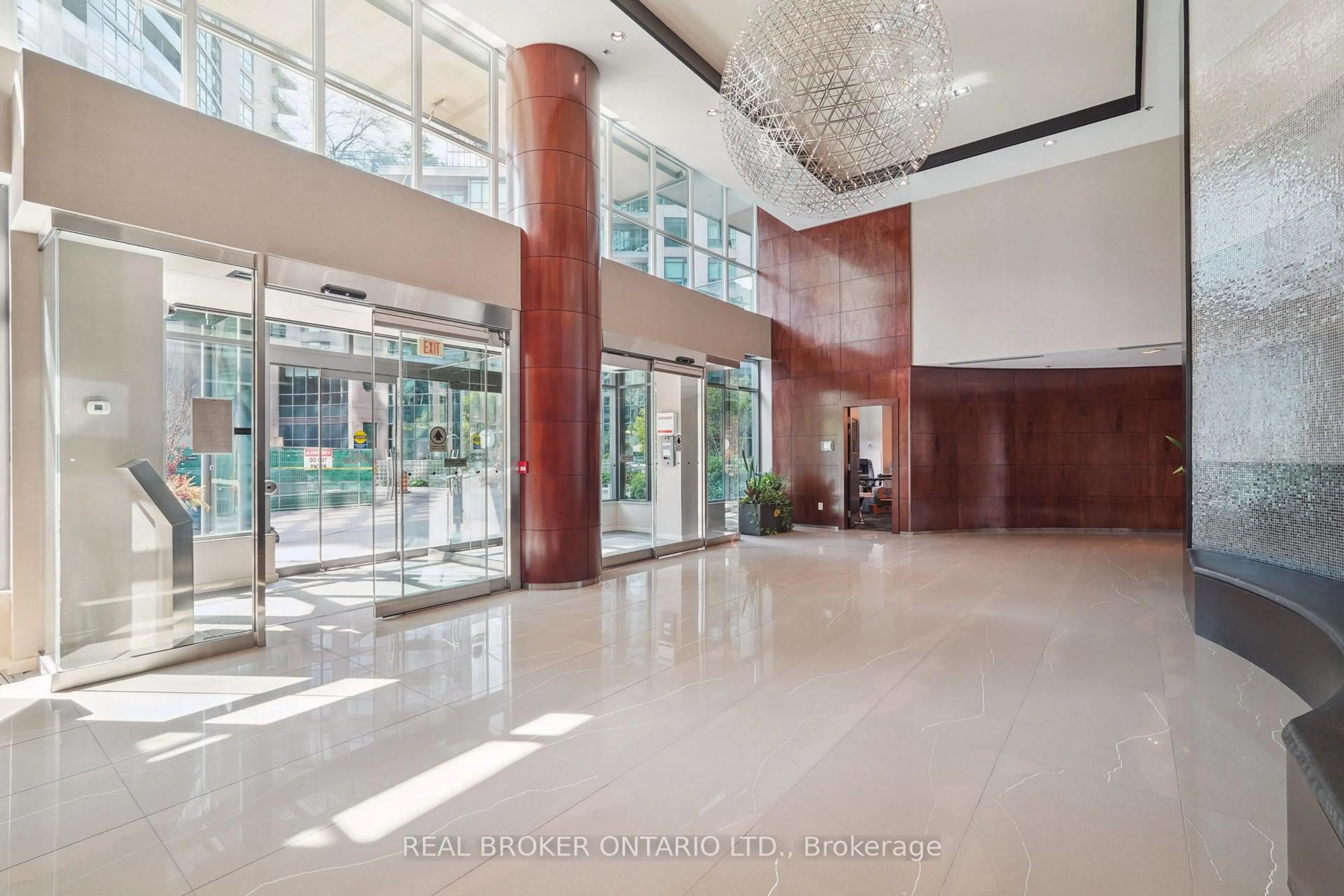 Lobby for 231 Fort York Blvd #615, Toronto Ontario M5V 1B2