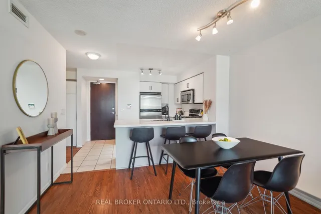 Additional image 21 of 231 Fort York Blvd Unit 615