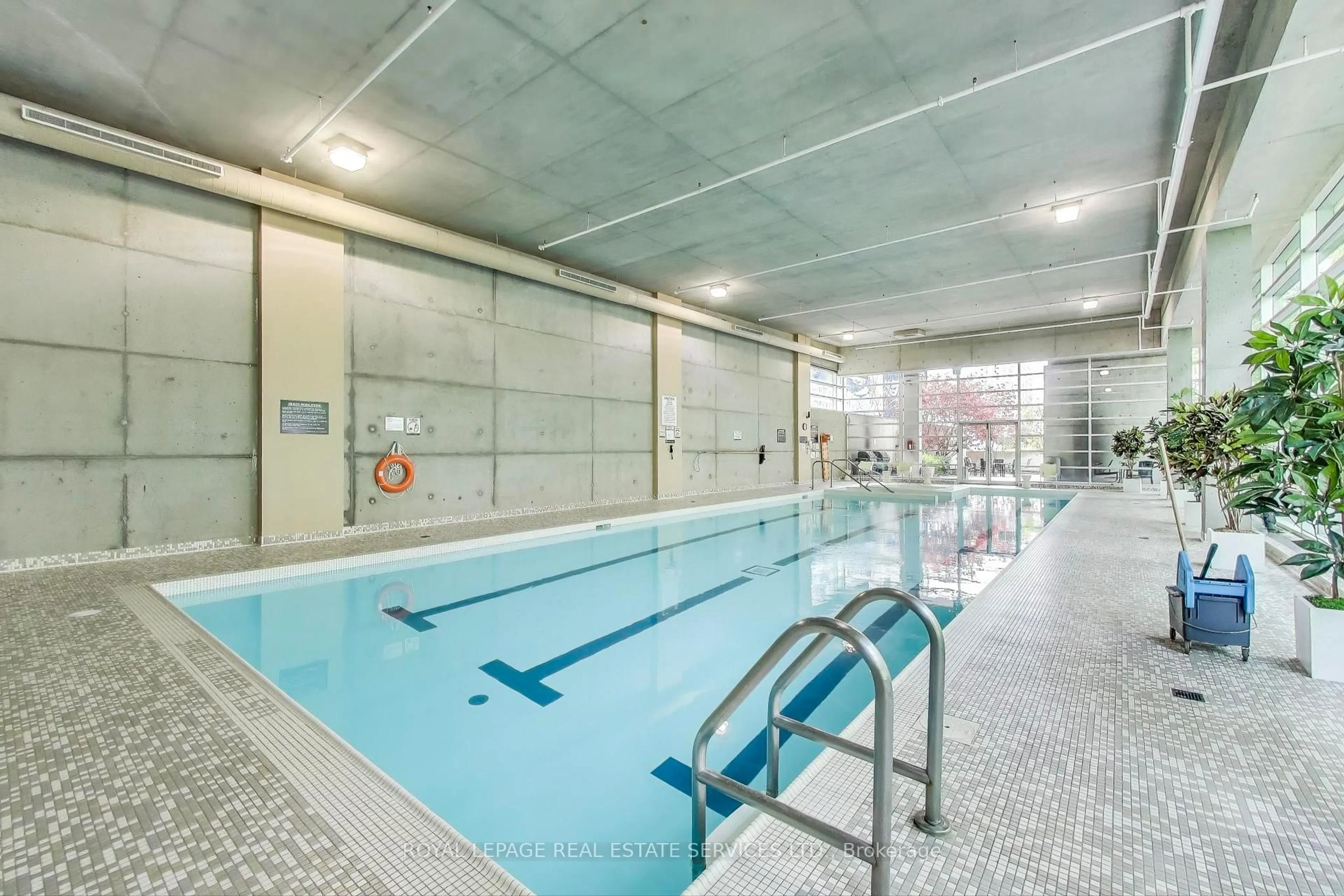 Pool for 81 Navy Wharf Crt #3716, Toronto Ontario M5V 3S2