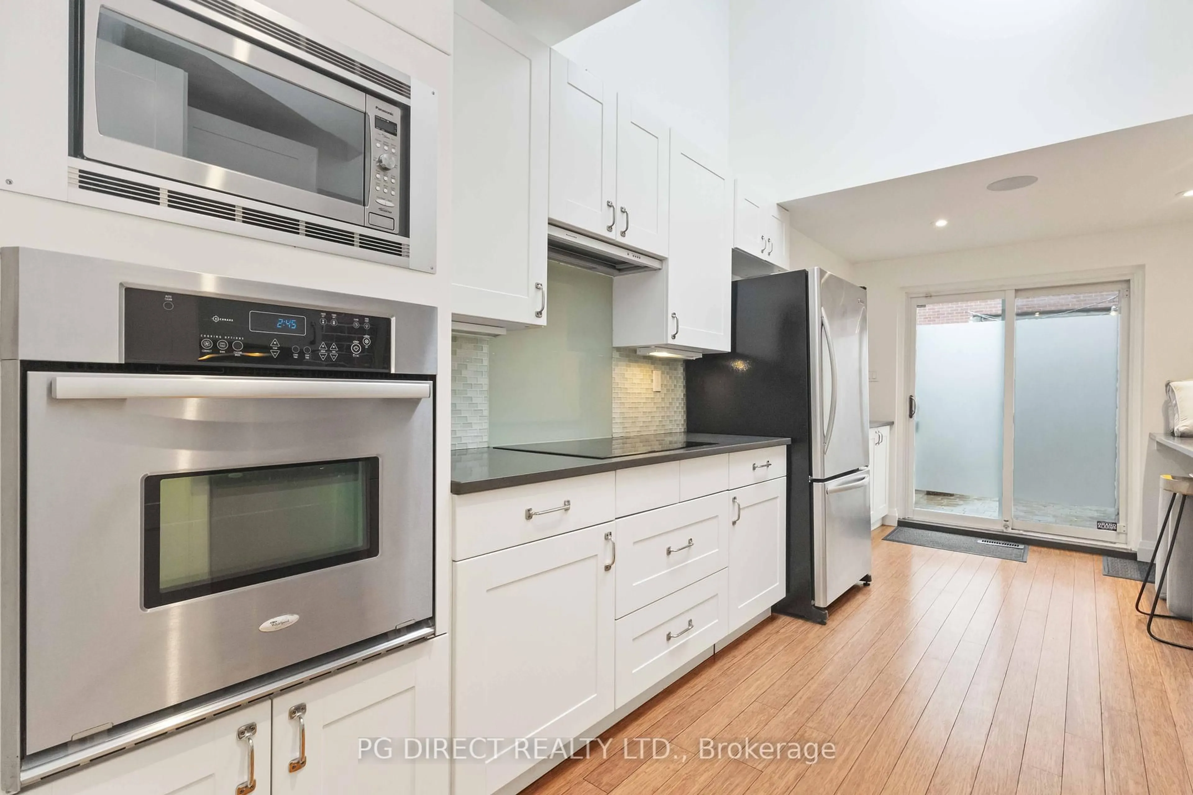 Unknown for 9 Trefann St, Toronto Ontario M5A 3A9