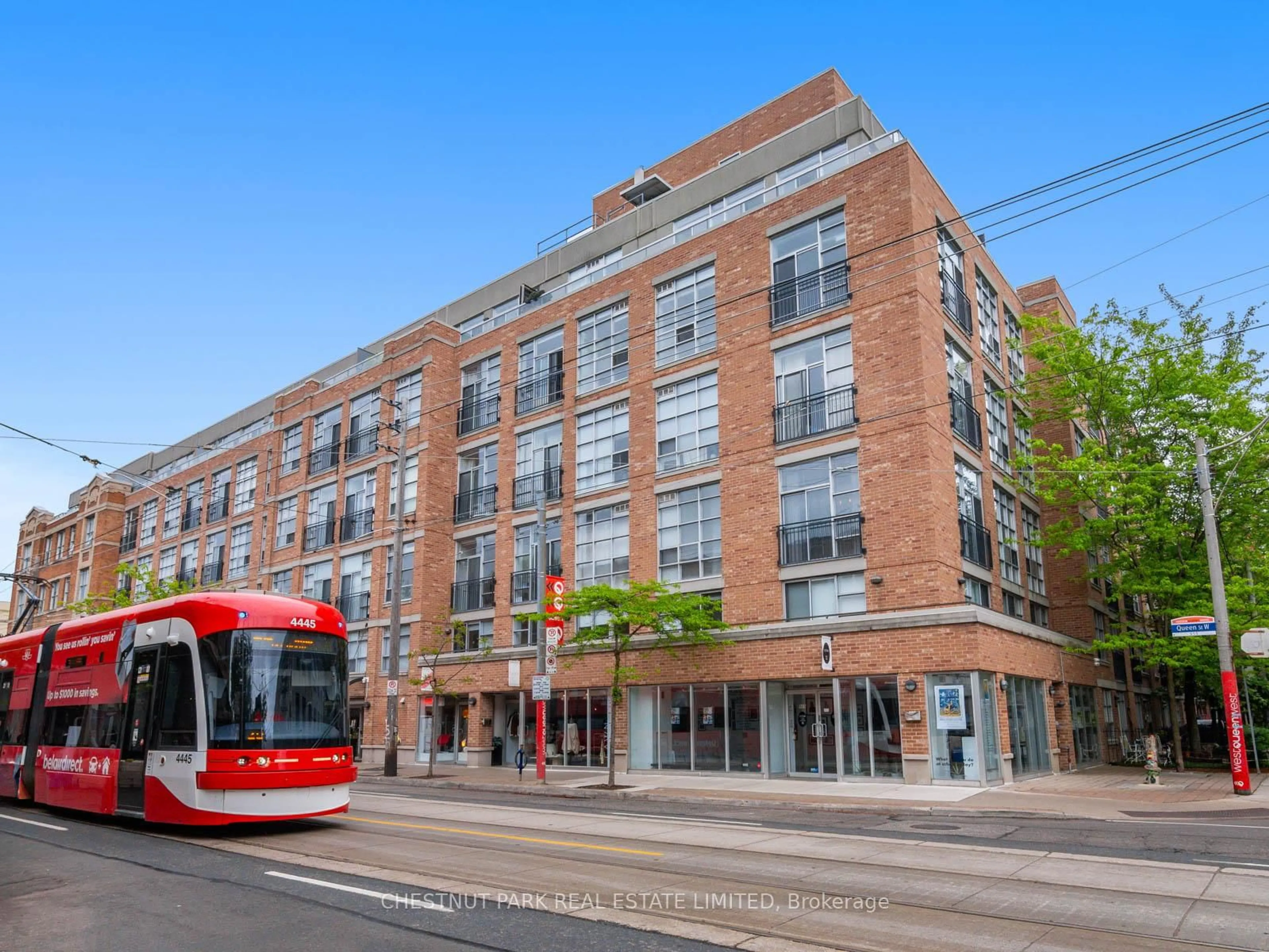 Unknown for 955 Queen St #312, Toronto Ontario M6J 3X5