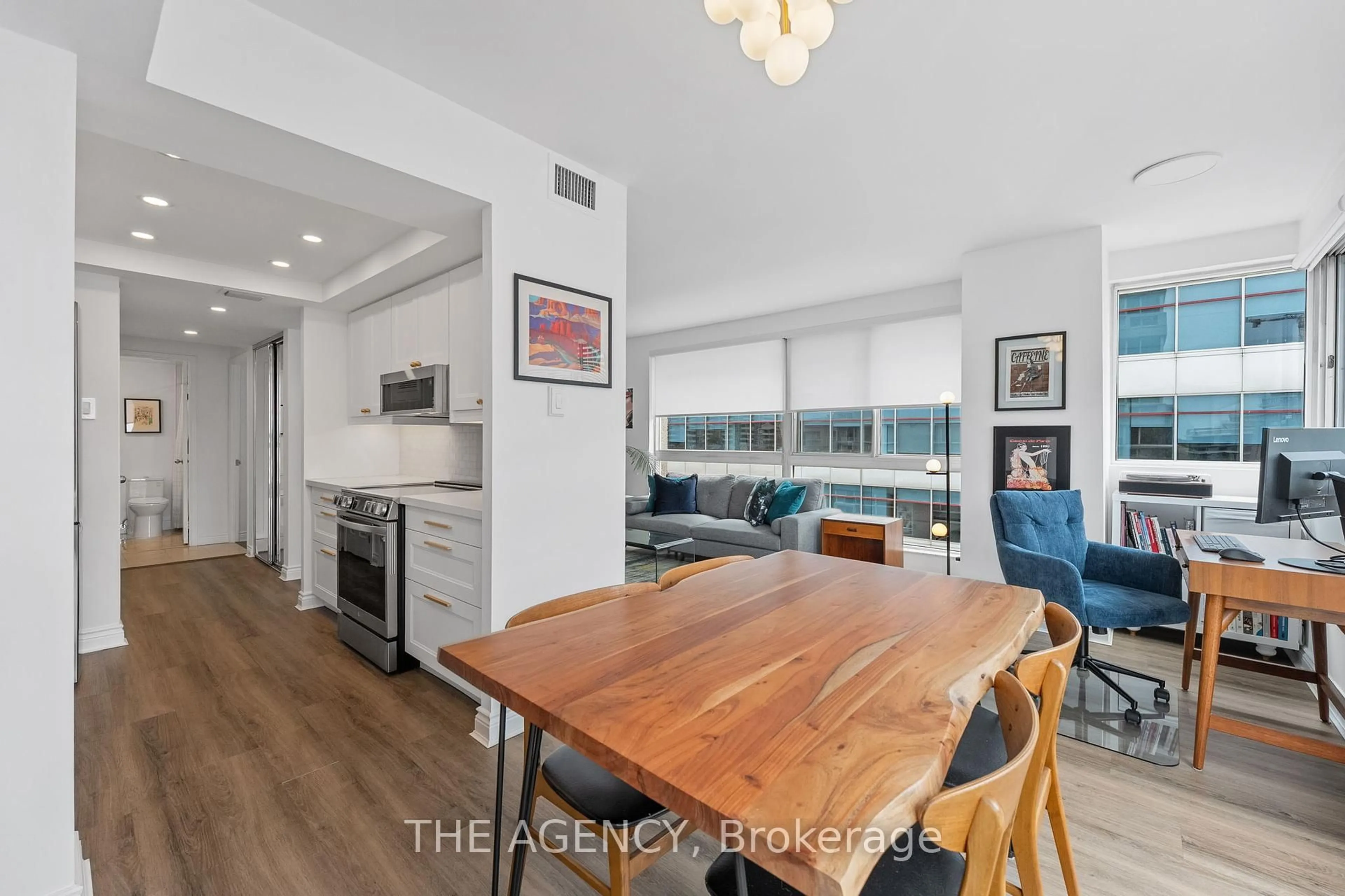 Open concept kitchen, unknown for 7 Broadway Ave #509, Toronto Ontario M4P 3C5