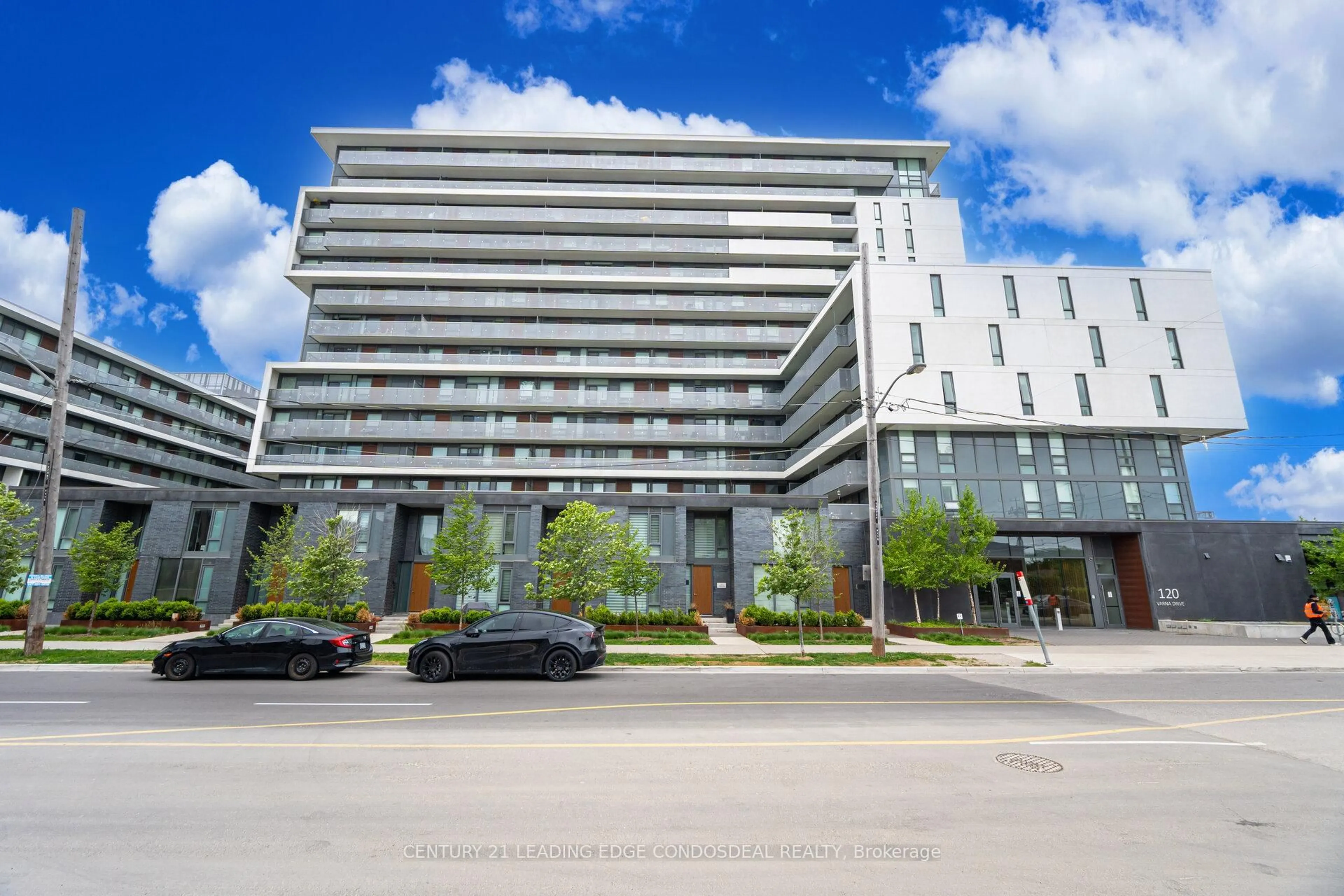 Unknown for 120 Varna Dr #405, Toronto Ontario M6A 0B3