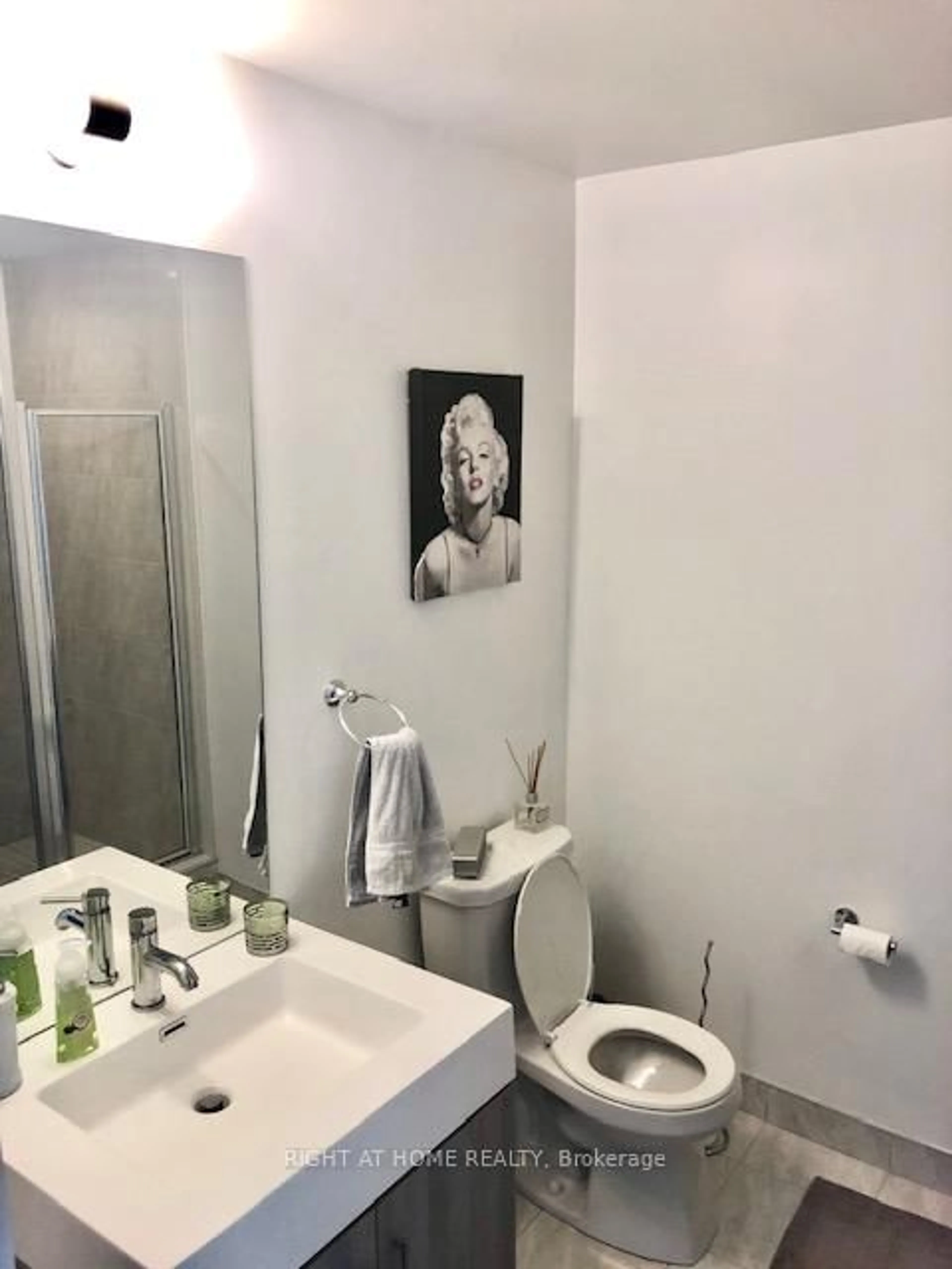 A pic of a room for 160 Vanderhoof Ave #1515, Toronto Ontario L4G 0B7