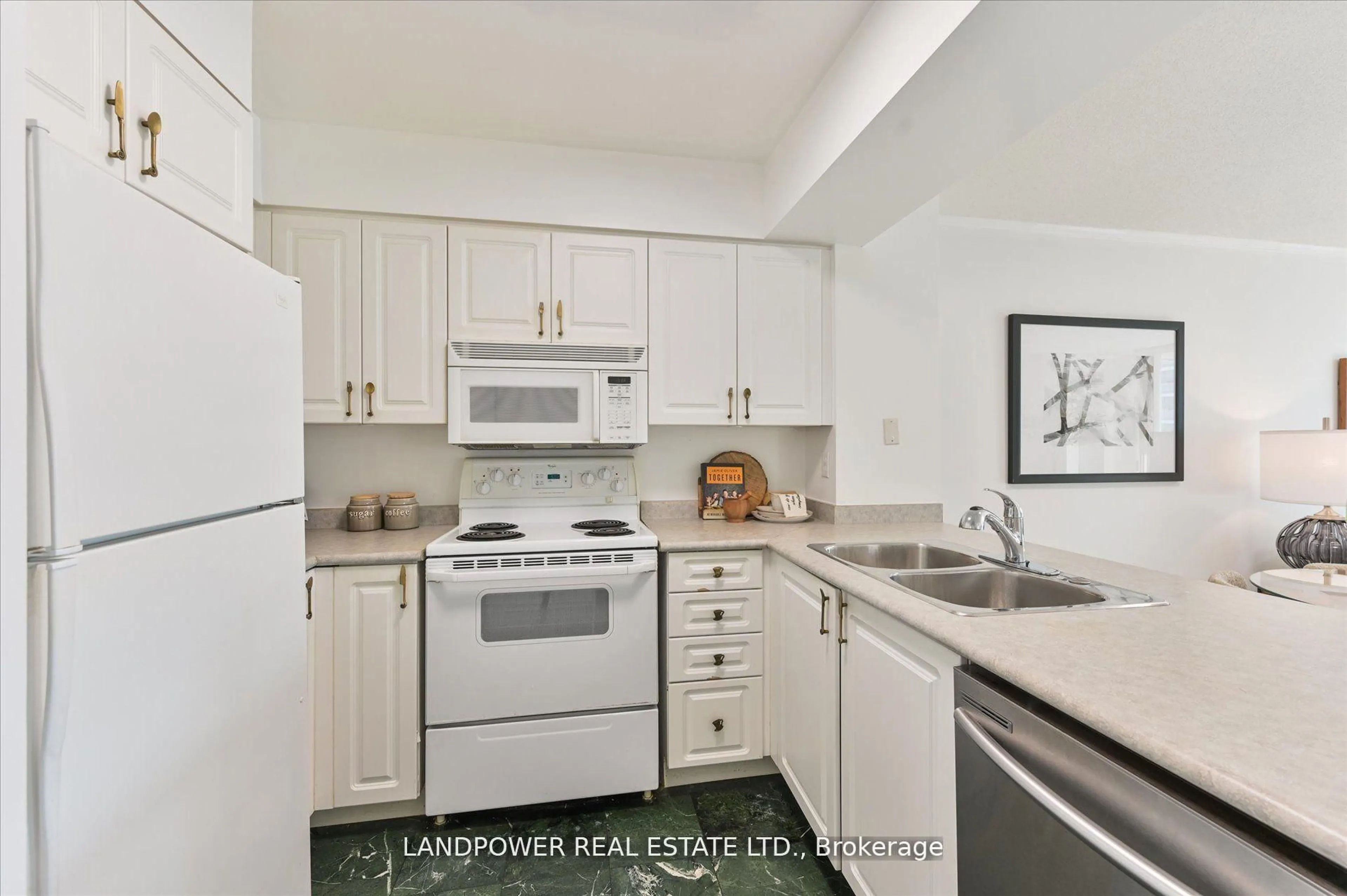 Standard kitchen, unknown for 750 Bay St #2108, Toronto Ontario M5G 1N6