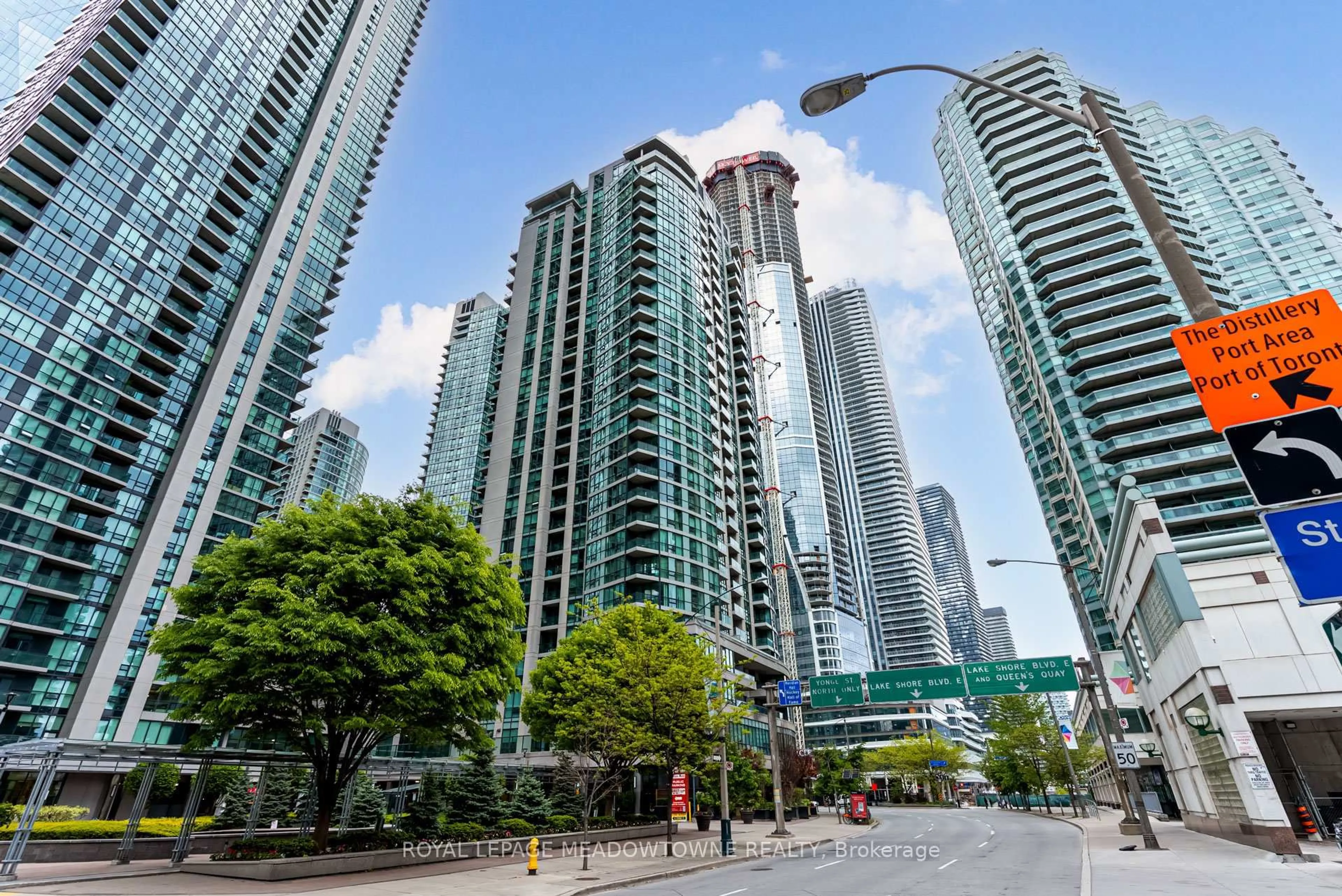 Unknown for 12 Yonge St #1801, Toronto Ontario M5E 1Z9